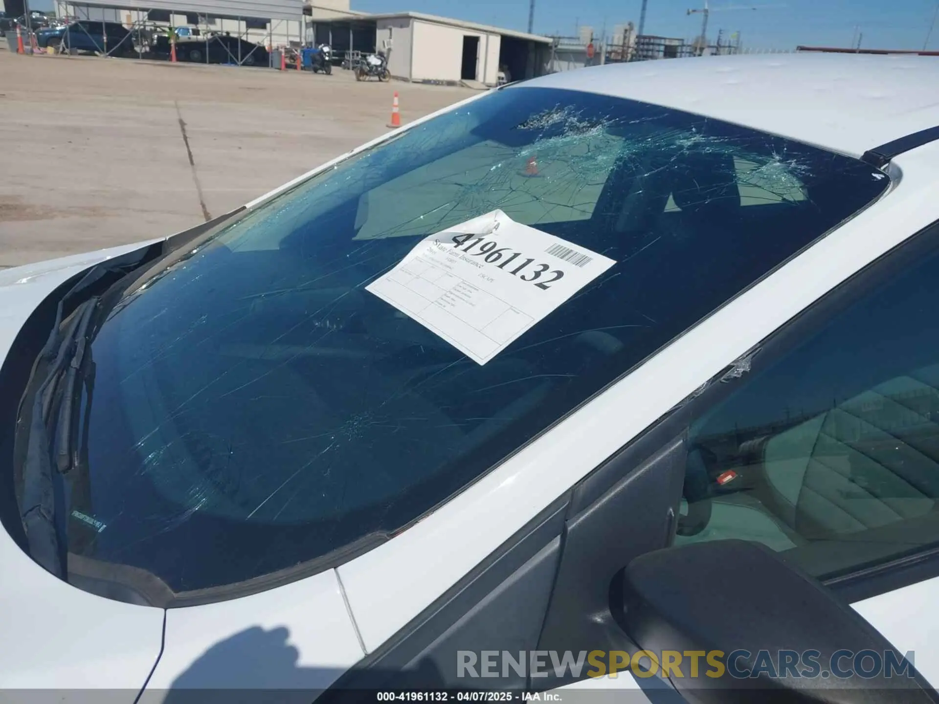 12 Photograph of a damaged car 1FMCU0F73KUB00462 FORD ESCAPE 2019