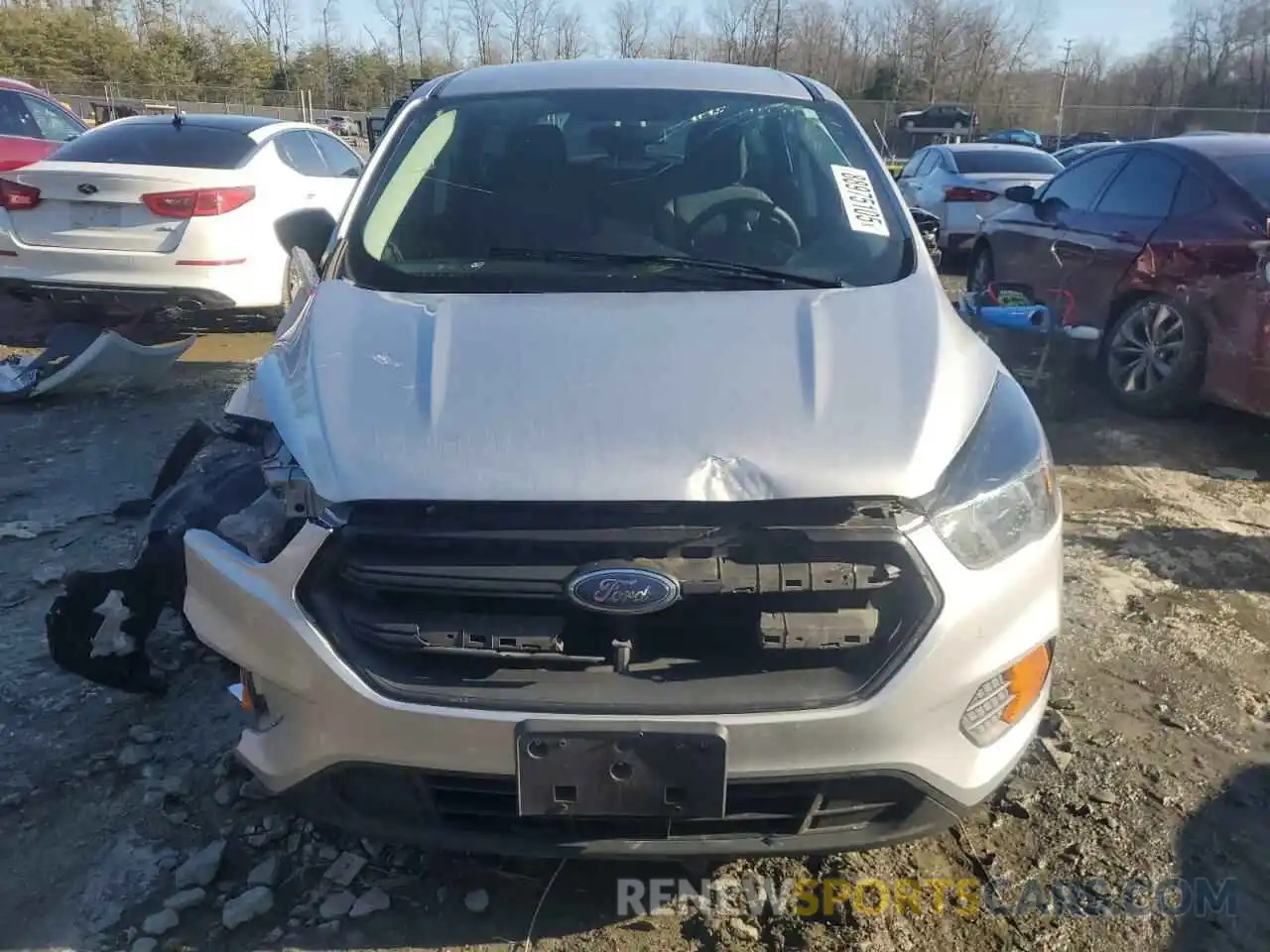 5 Photograph of a damaged car 1FMCU0F73KUB49239 FORD ESCAPE 2019