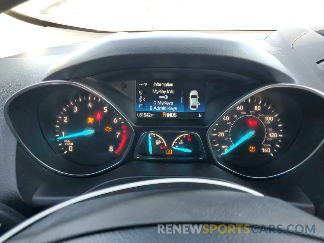 9 Photograph of a damaged car 1FMCU0F73KUB86632 FORD ESCAPE 2019