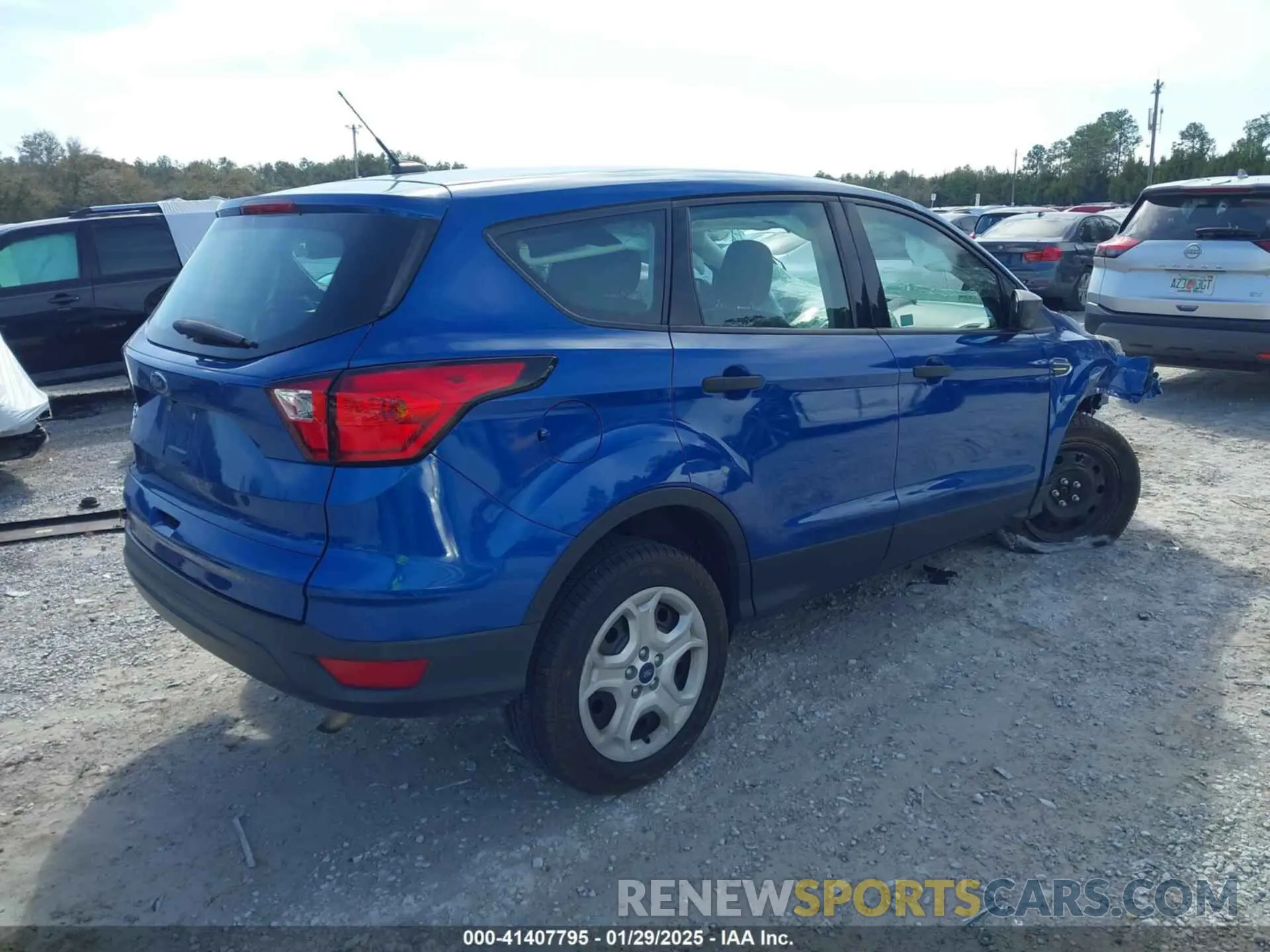 4 Photograph of a damaged car 1FMCU0F73KUC57358 FORD ESCAPE 2019