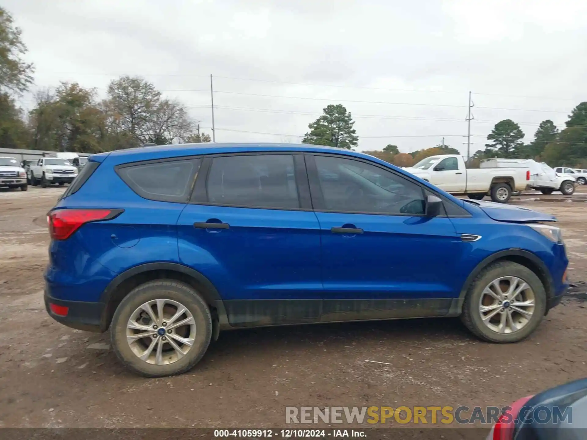 13 Photograph of a damaged car 1FMCU0F74KUA34715 FORD ESCAPE 2019