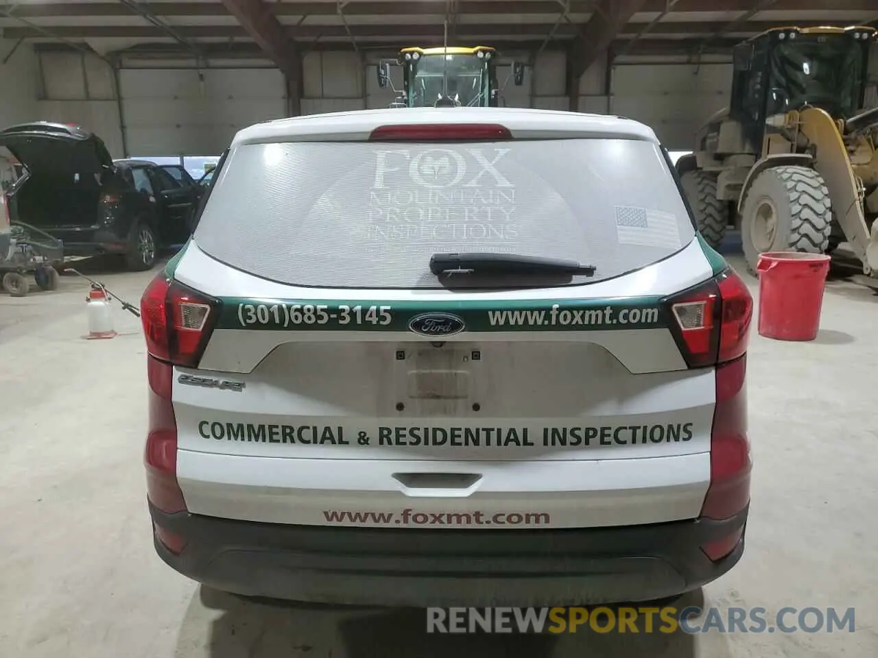 6 Photograph of a damaged car 1FMCU0F74KUA91366 FORD ESCAPE 2019