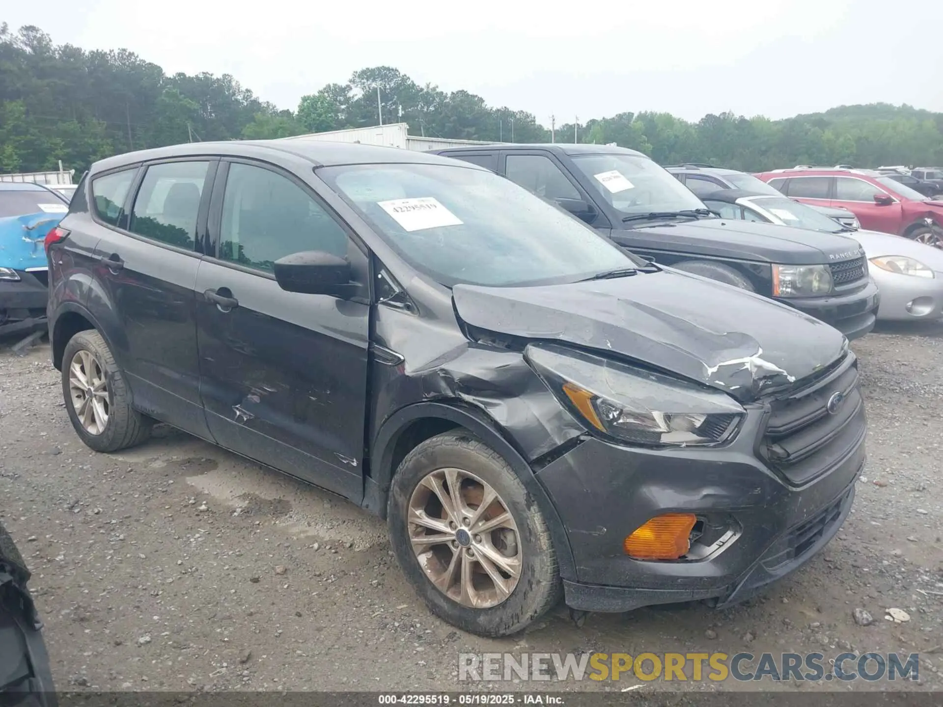 13 Photograph of a damaged car 1FMCU0F74KUC45249 FORD ESCAPE 2019
