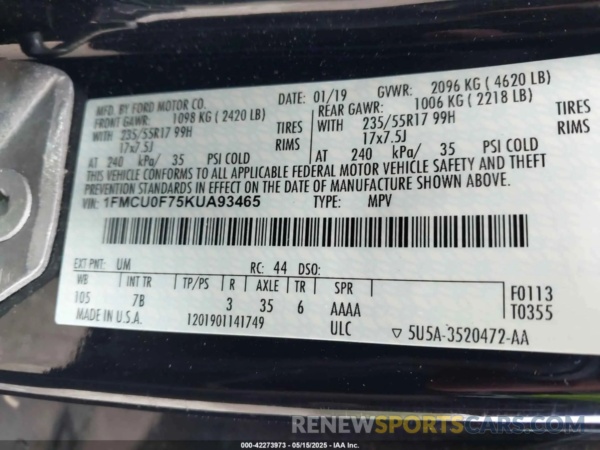 9 Photograph of a damaged car 1FMCU0F75KUA93465 FORD ESCAPE 2019