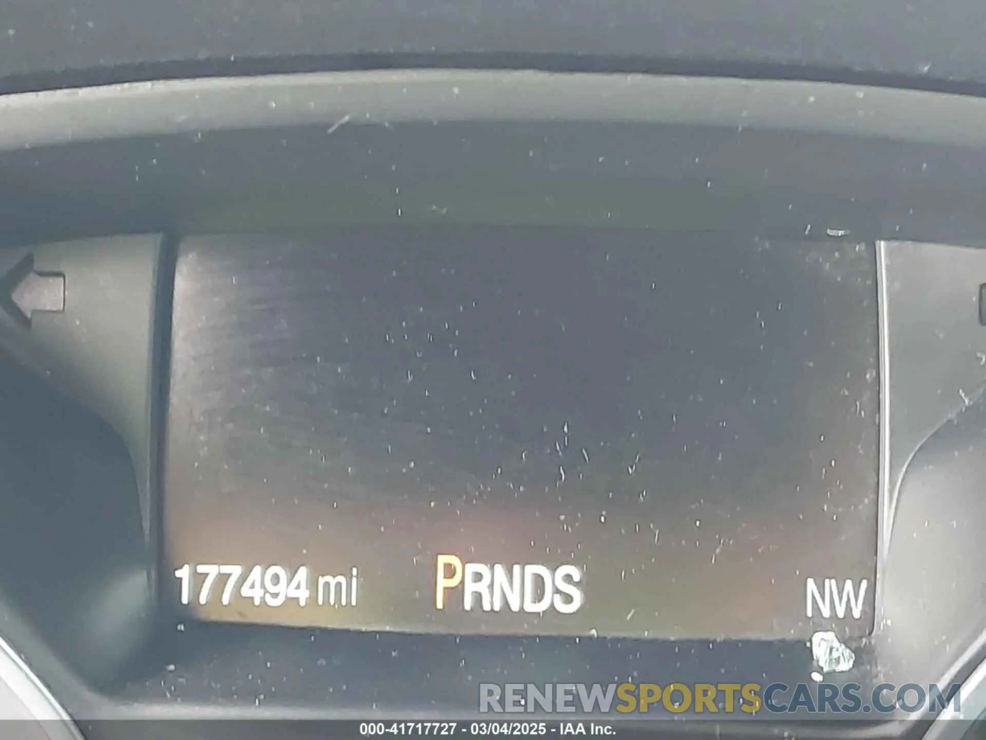 16 Photograph of a damaged car 1FMCU0F75KUB20308 FORD ESCAPE 2019