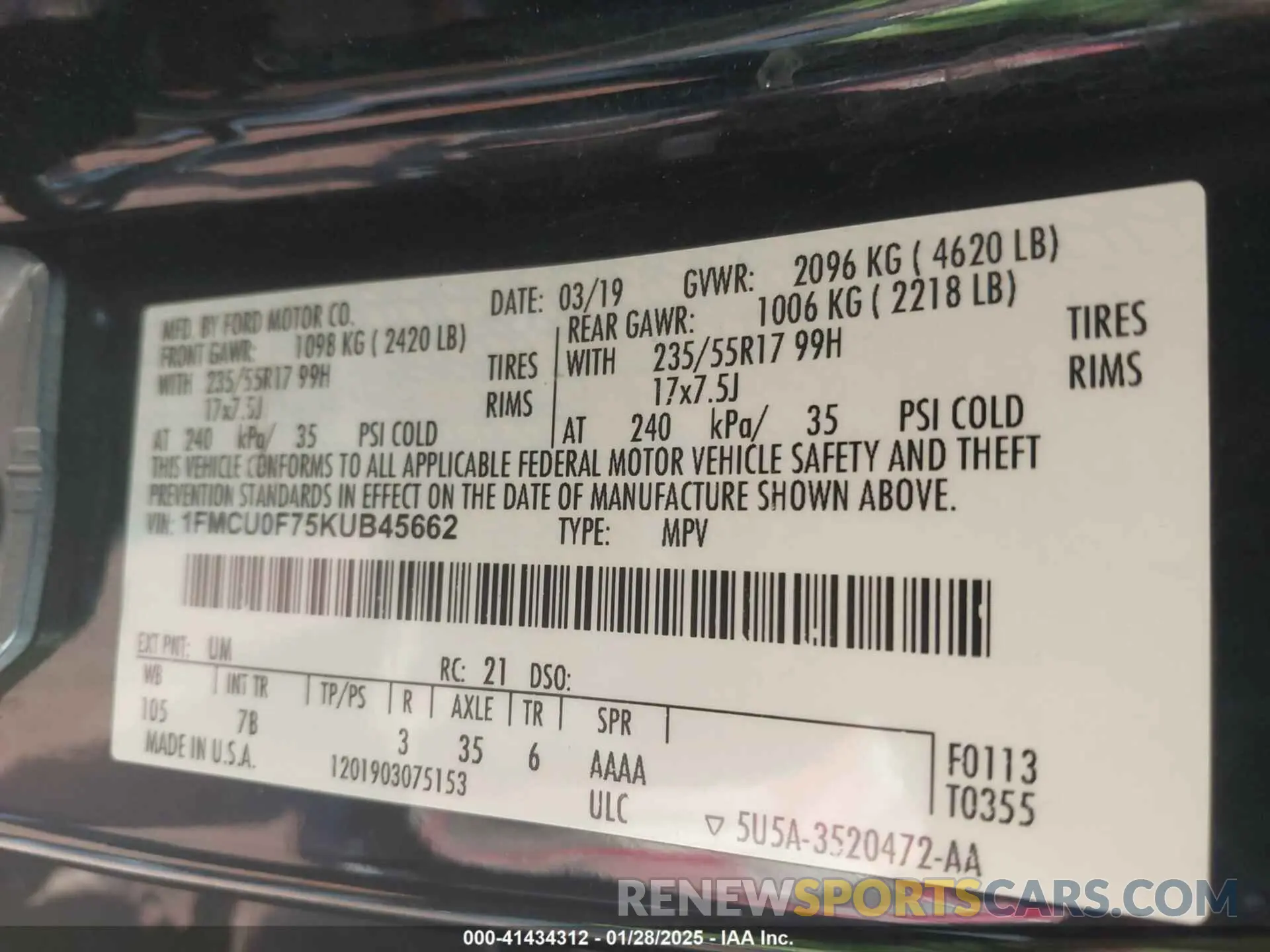 9 Photograph of a damaged car 1FMCU0F75KUB45662 FORD ESCAPE 2019