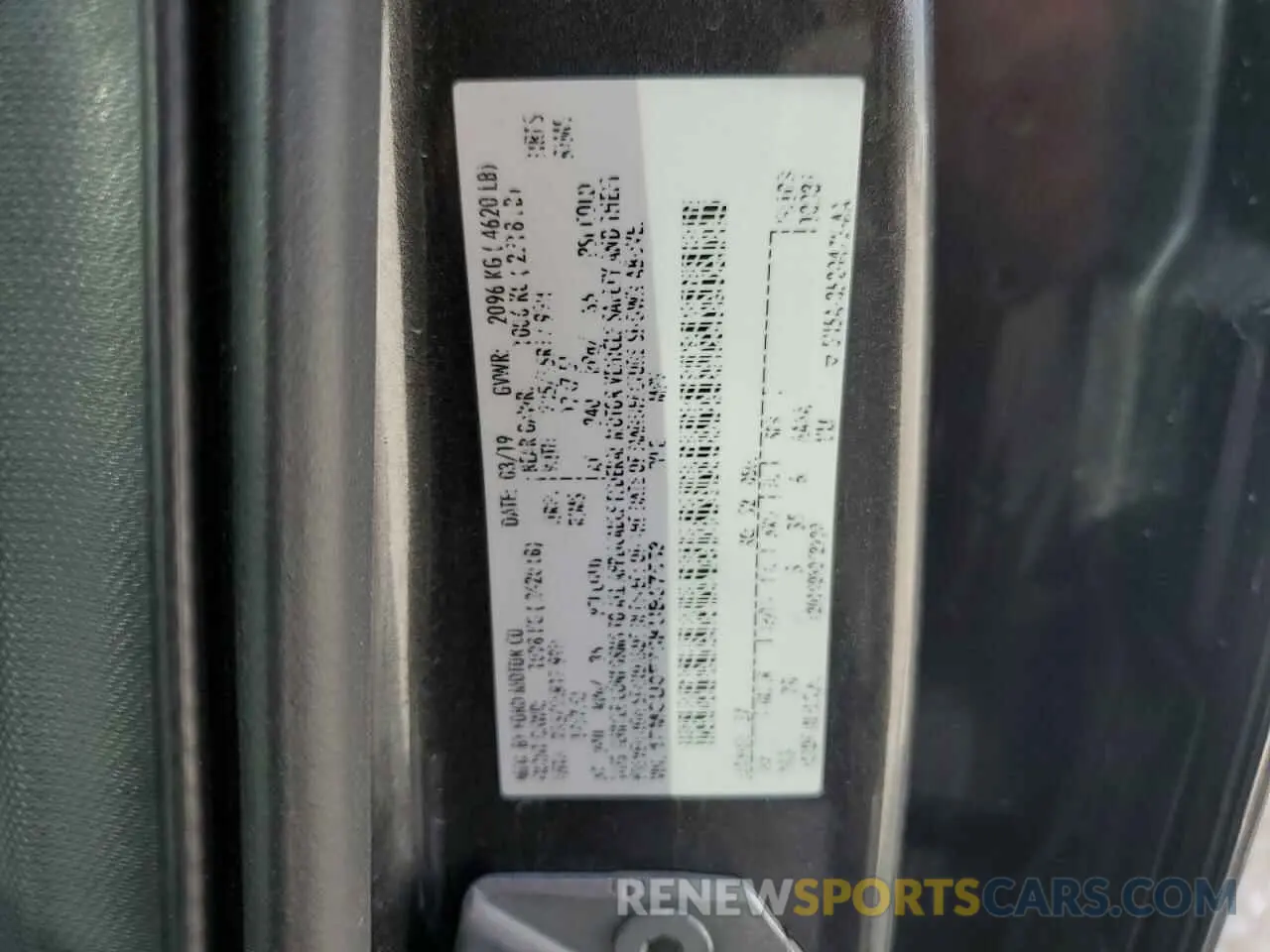 13 Photograph of a damaged car 1FMCU0F75KUB57553 FORD ESCAPE 2019