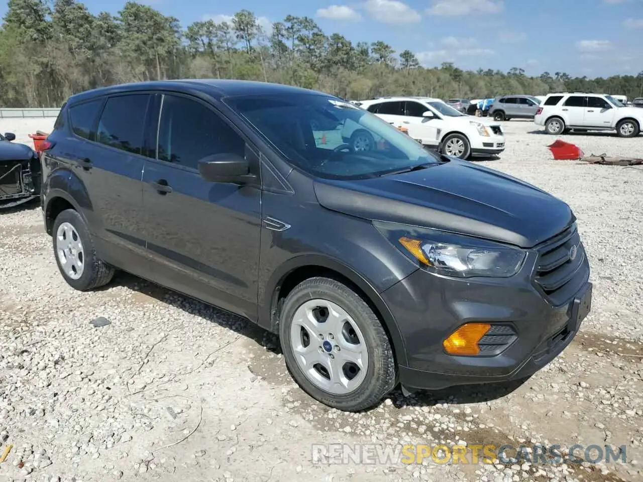 4 Photograph of a damaged car 1FMCU0F75KUB57553 FORD ESCAPE 2019