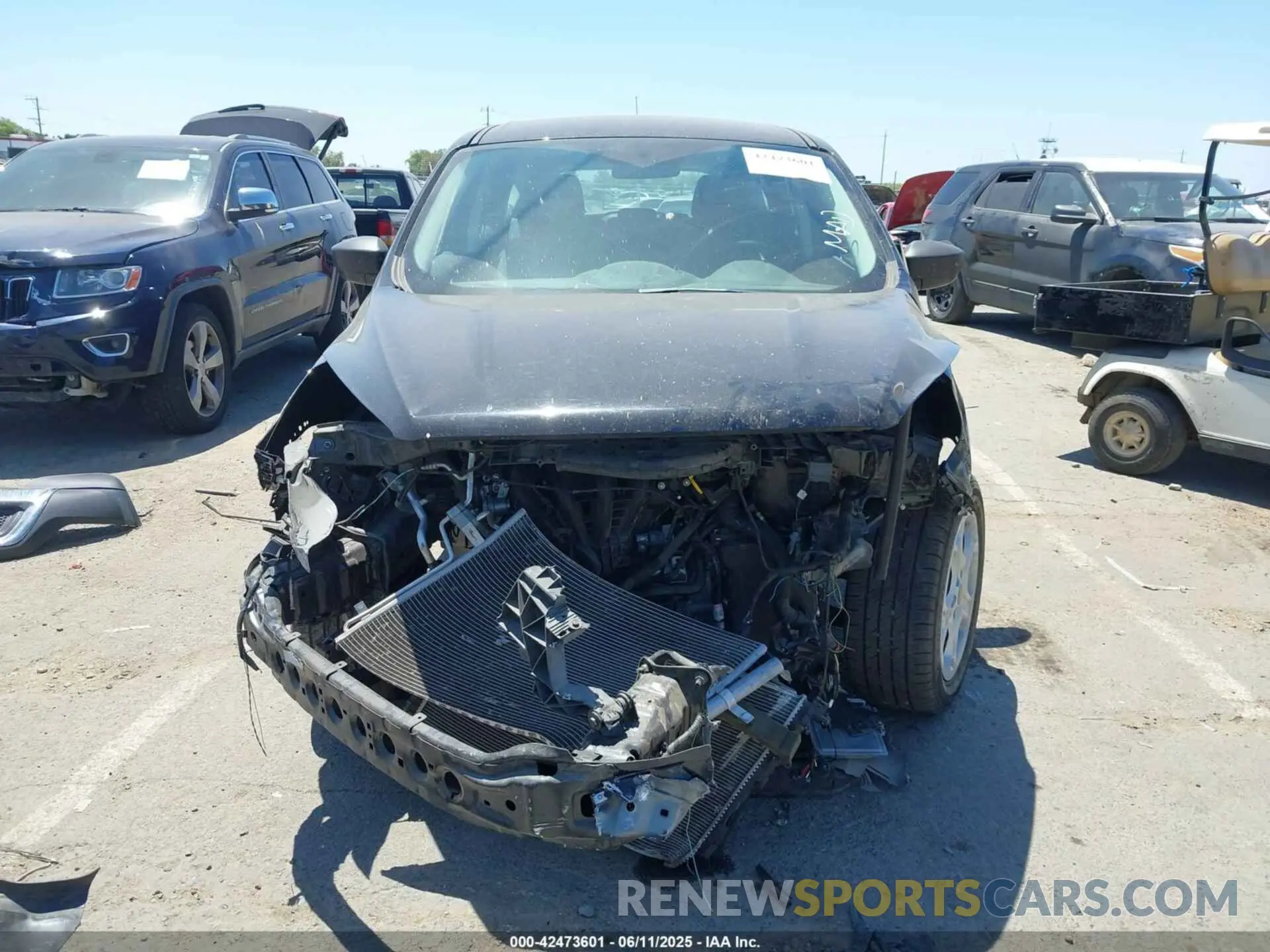 13 Photograph of a damaged car 1FMCU0F75KUB63627 FORD ESCAPE 2019