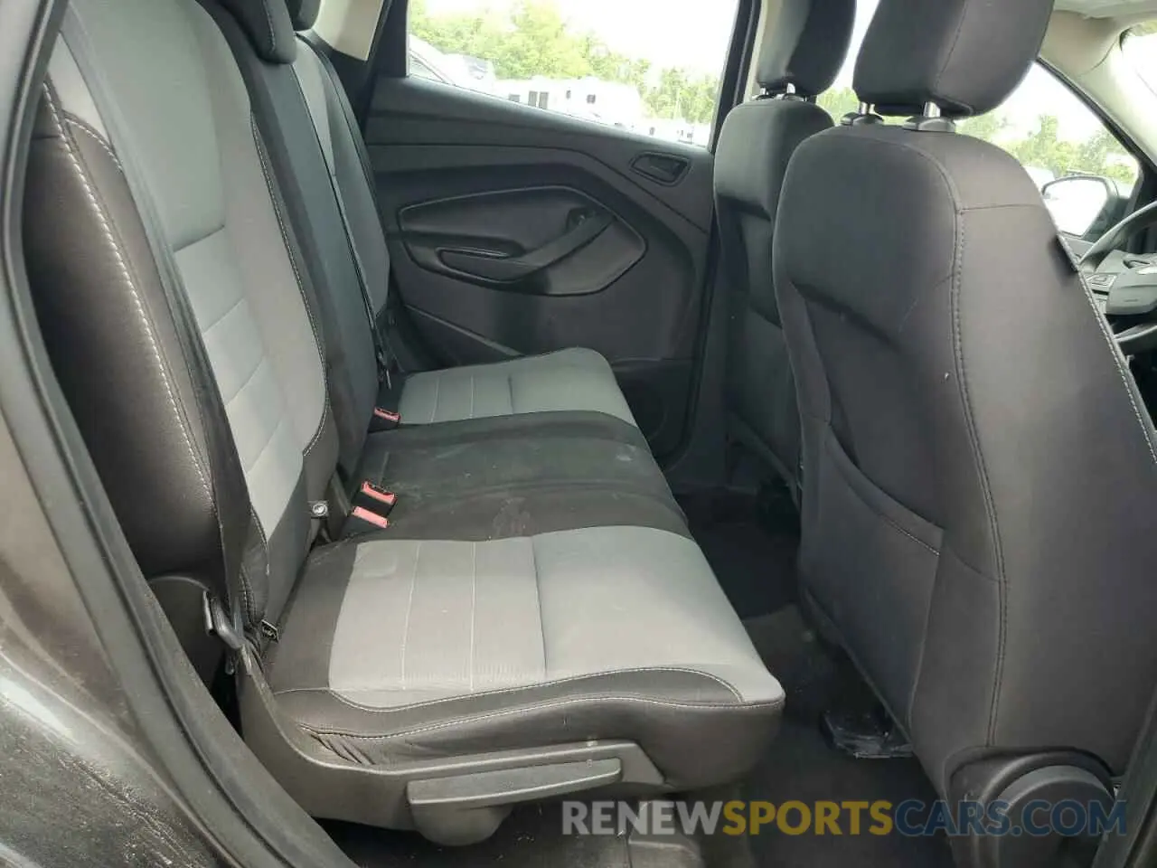 11 Photograph of a damaged car 1FMCU0F76KUA88291 FORD ESCAPE 2019