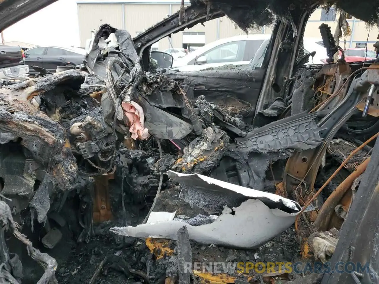 7 Photograph of a damaged car 1FMCU0F76KUA99601 FORD ESCAPE 2019