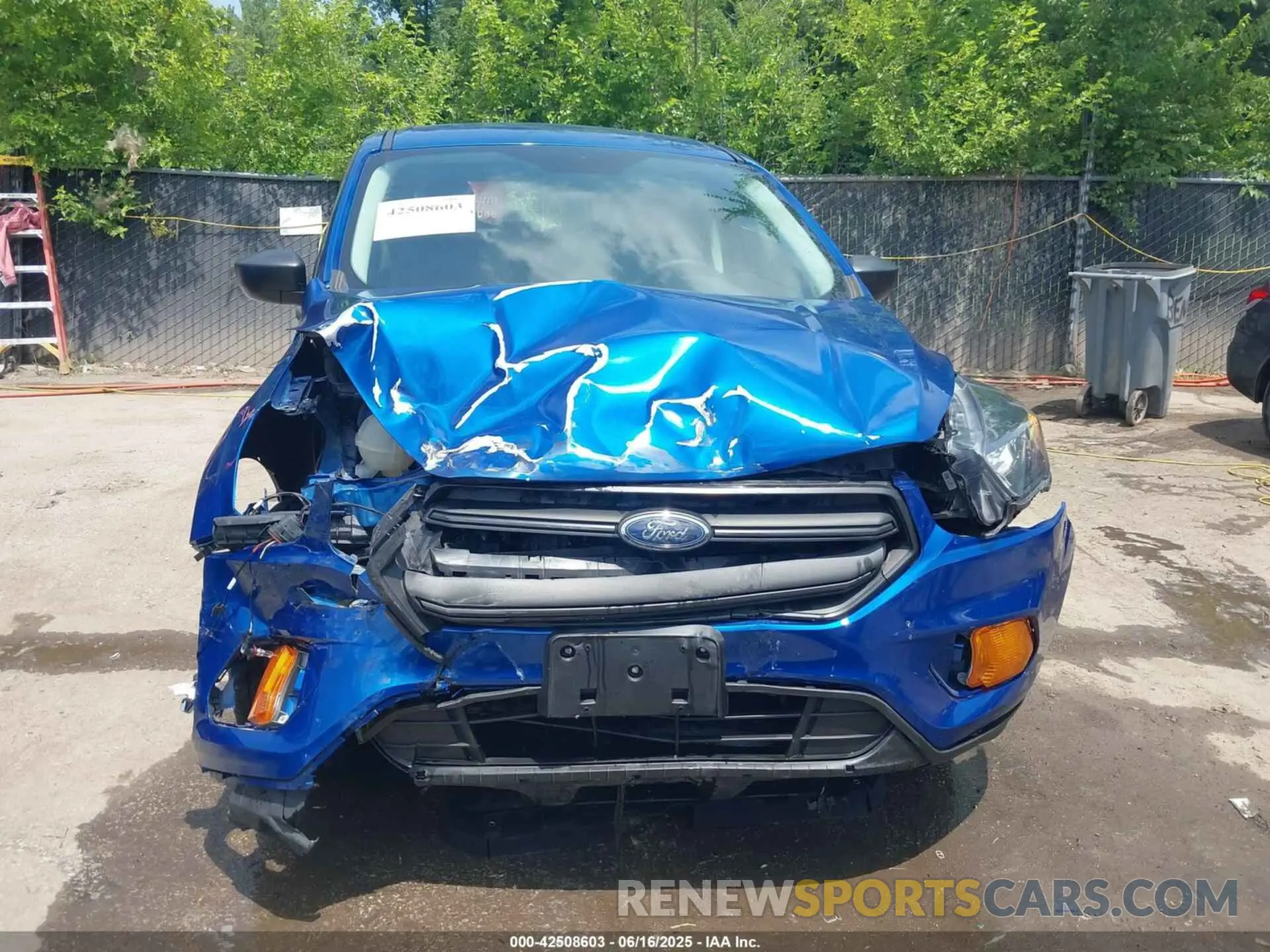 13 Photograph of a damaged car 1FMCU0F76KUB60154 FORD ESCAPE 2019