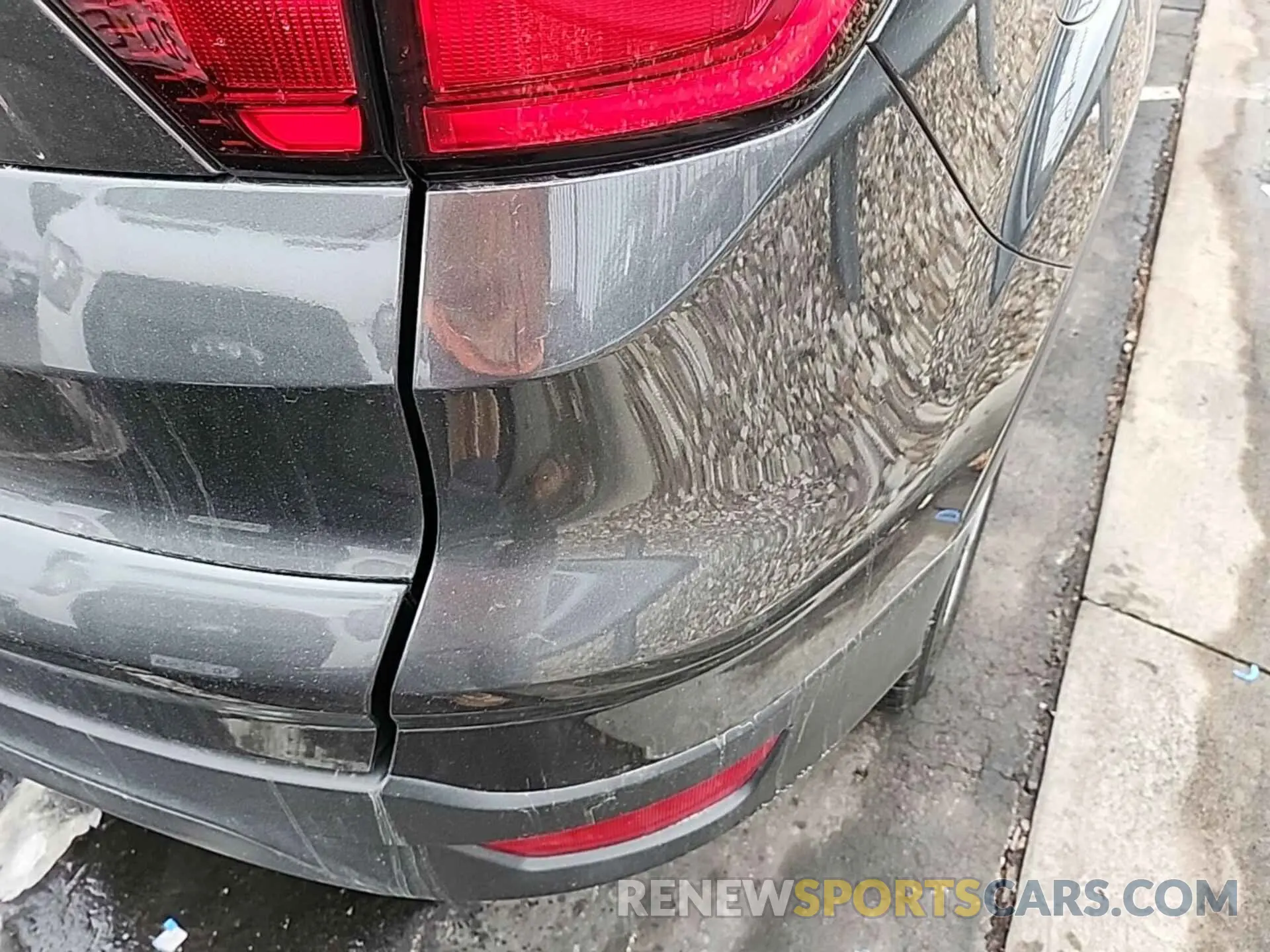 15 Photograph of a damaged car 1FMCU0F76KUB78346 FORD ESCAPE 2019
