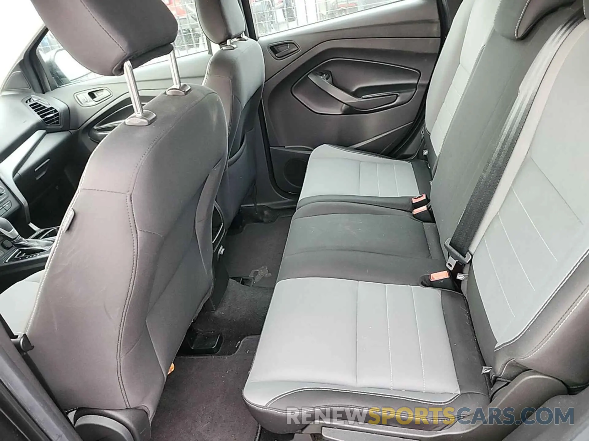 20 Photograph of a damaged car 1FMCU0F76KUB78346 FORD ESCAPE 2019
