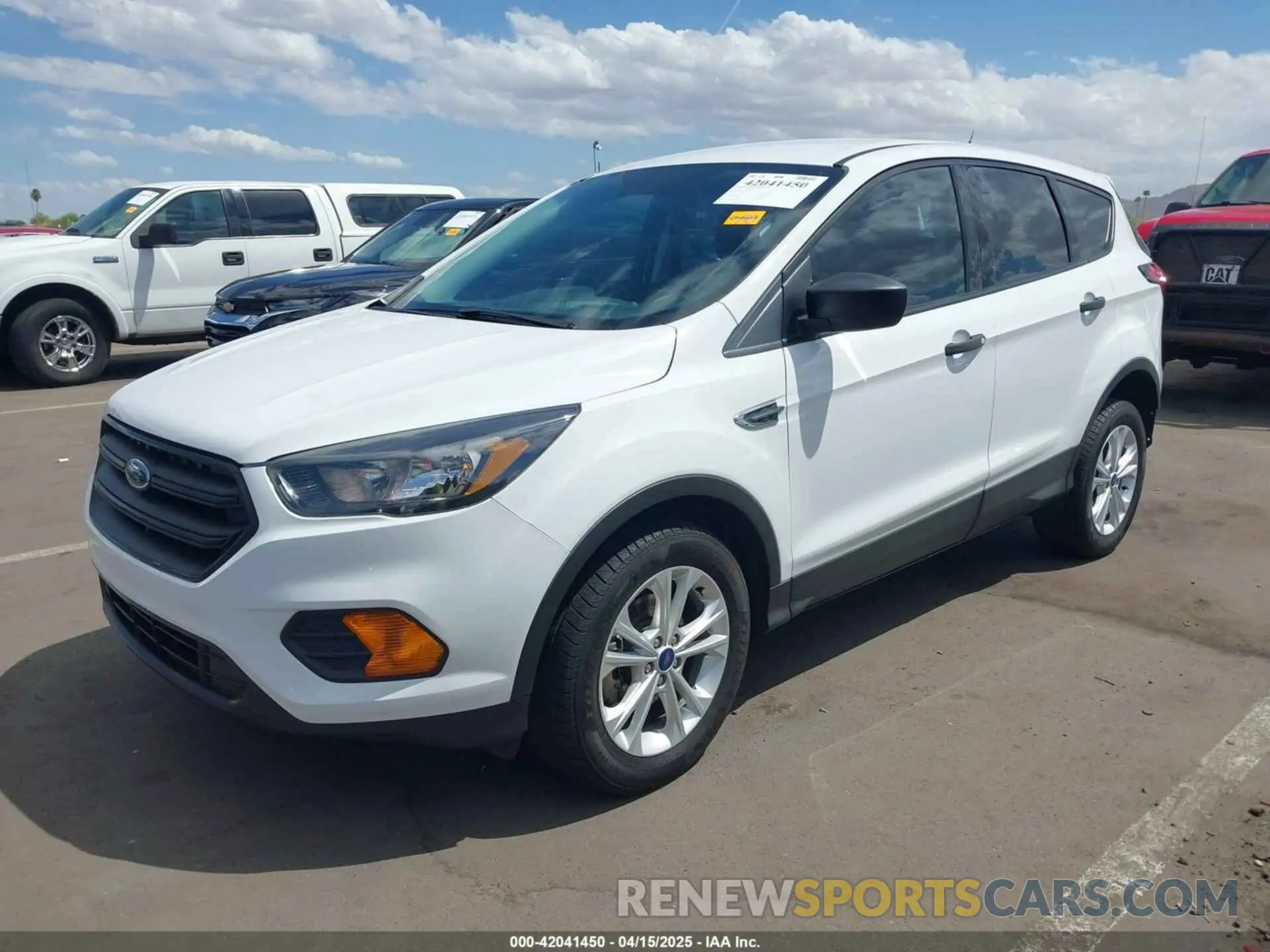 2 Photograph of a damaged car 1FMCU0F76KUC27951 FORD ESCAPE 2019