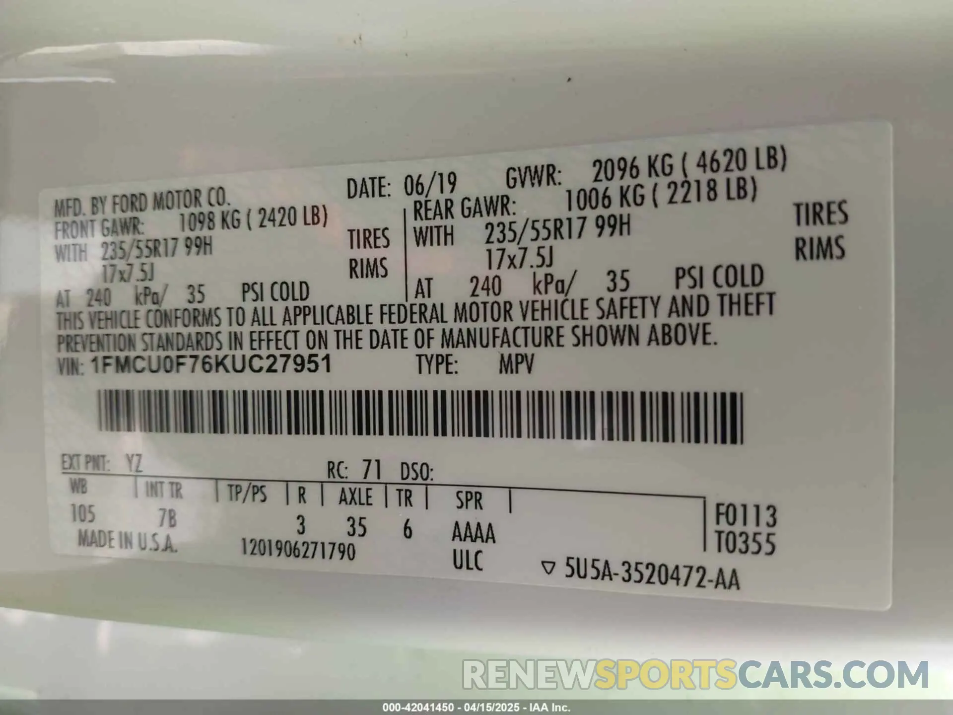 9 Photograph of a damaged car 1FMCU0F76KUC27951 FORD ESCAPE 2019