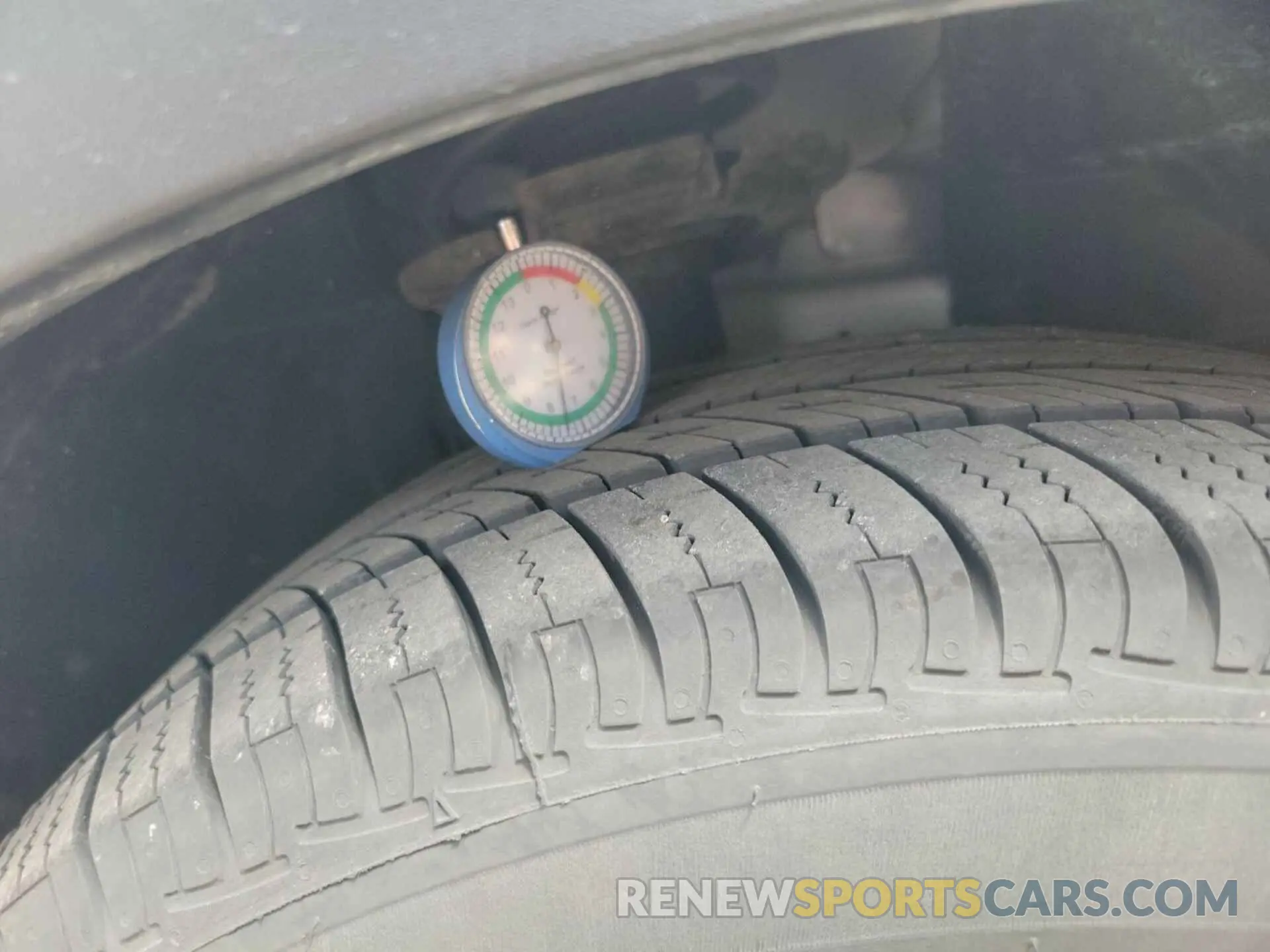 23 Photograph of a damaged car 1FMCU0F76KUC33507 FORD ESCAPE 2019