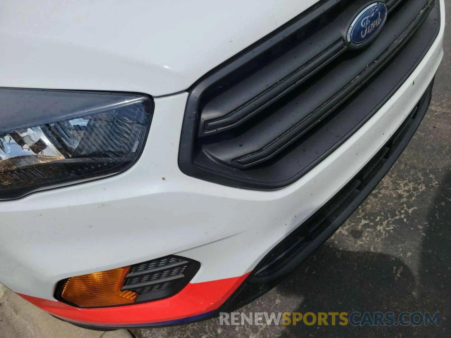 25 Photograph of a damaged car 1FMCU0F76KUC33507 FORD ESCAPE 2019