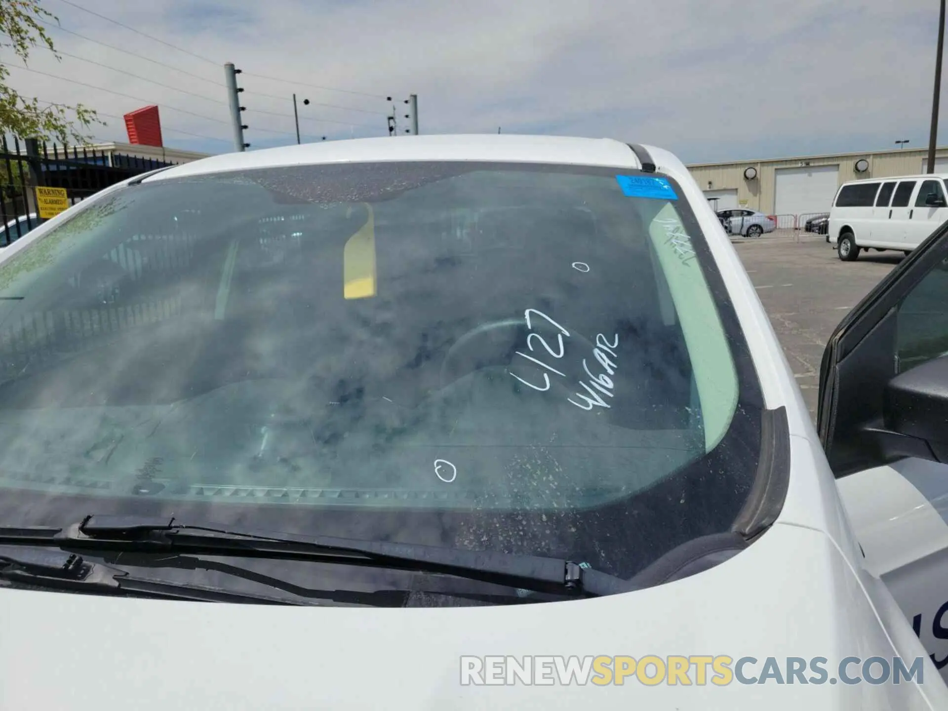 30 Photograph of a damaged car 1FMCU0F76KUC33507 FORD ESCAPE 2019