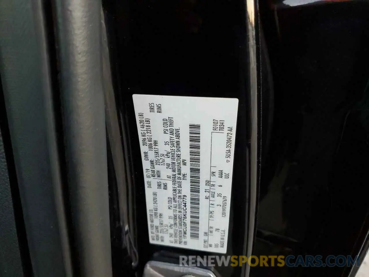 13 Photograph of a damaged car 1FMCU0F76KUC44779 FORD ESCAPE 2019