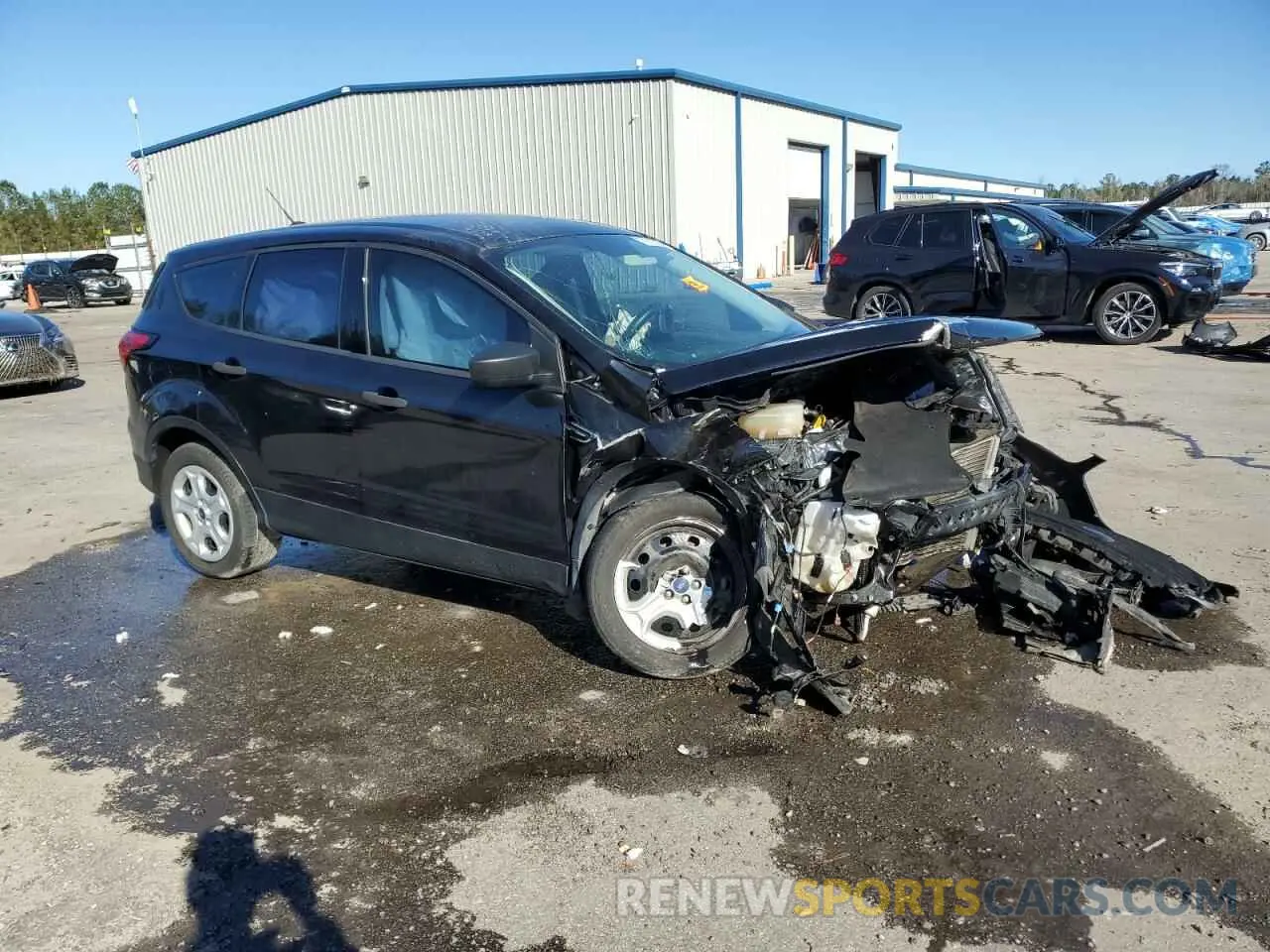 4 Photograph of a damaged car 1FMCU0F76KUC44779 FORD ESCAPE 2019
