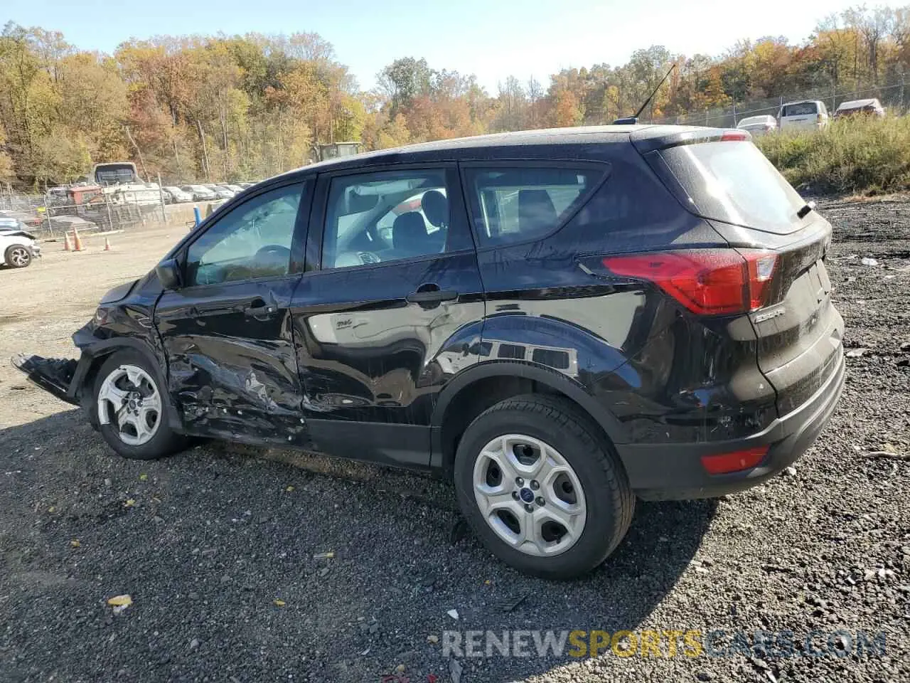 2 Photograph of a damaged car 1FMCU0F76KUC46905 FORD ESCAPE 2019