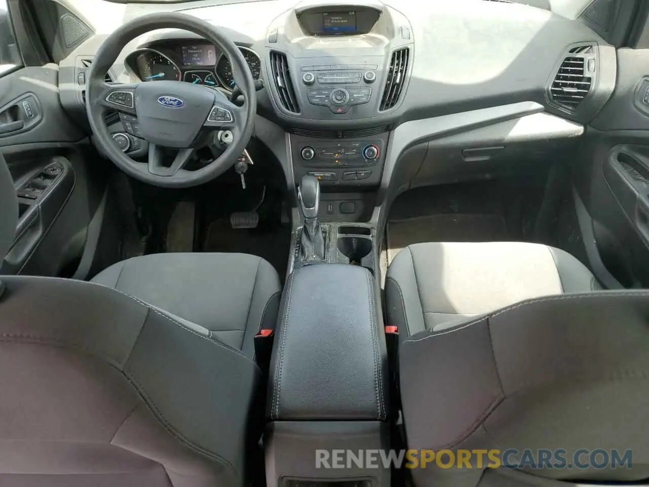 8 Photograph of a damaged car 1FMCU0F77KUA69524 FORD ESCAPE 2019