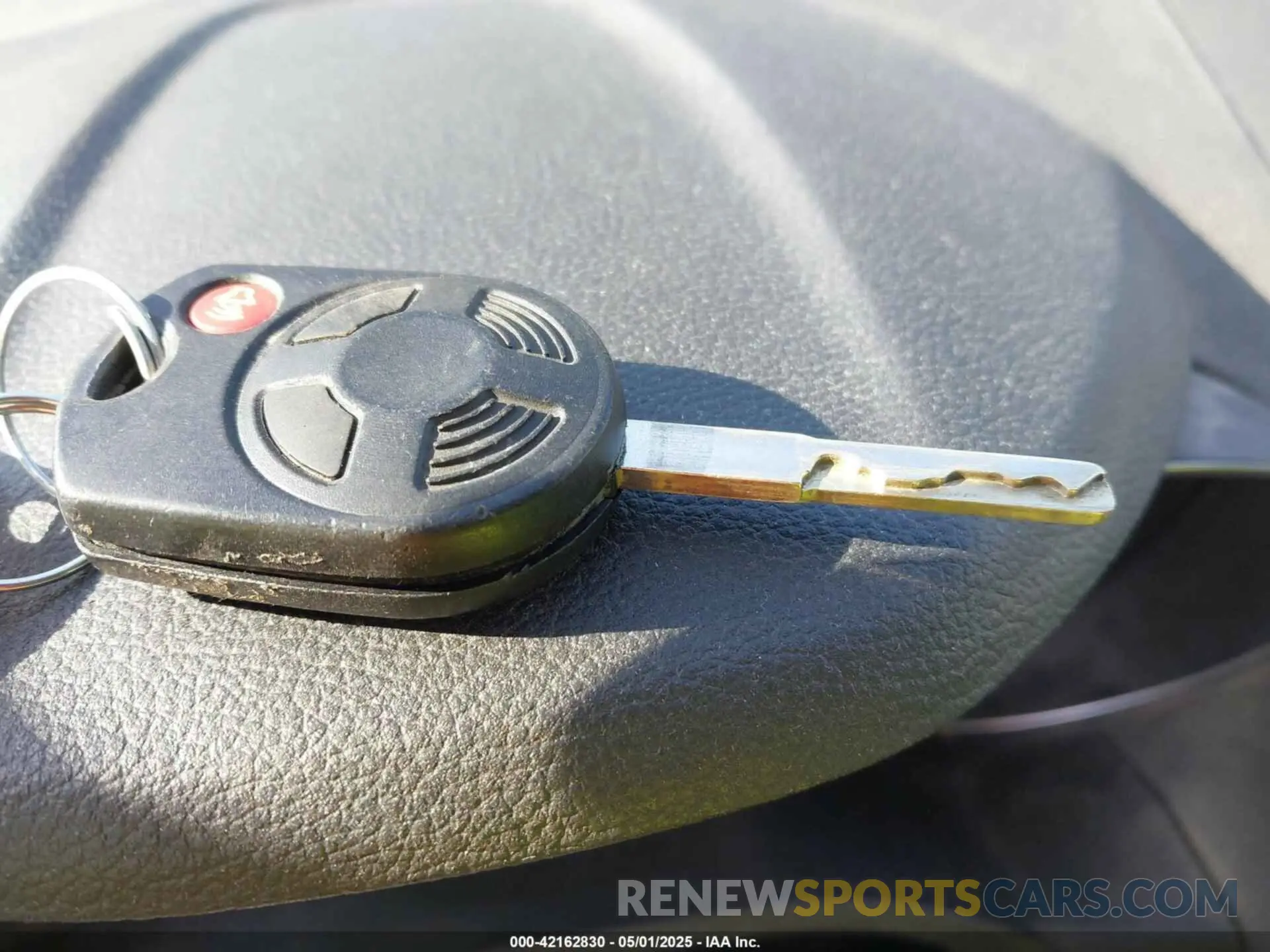 11 Photograph of a damaged car 1FMCU0F77KUB11691 FORD ESCAPE 2019