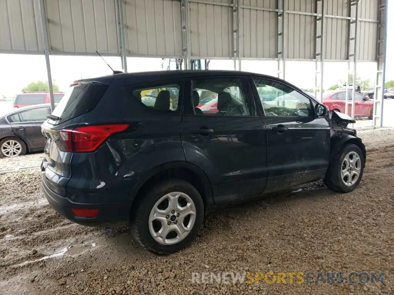 3 Photograph of a damaged car 1FMCU0F77KUB78470 FORD ESCAPE 2019