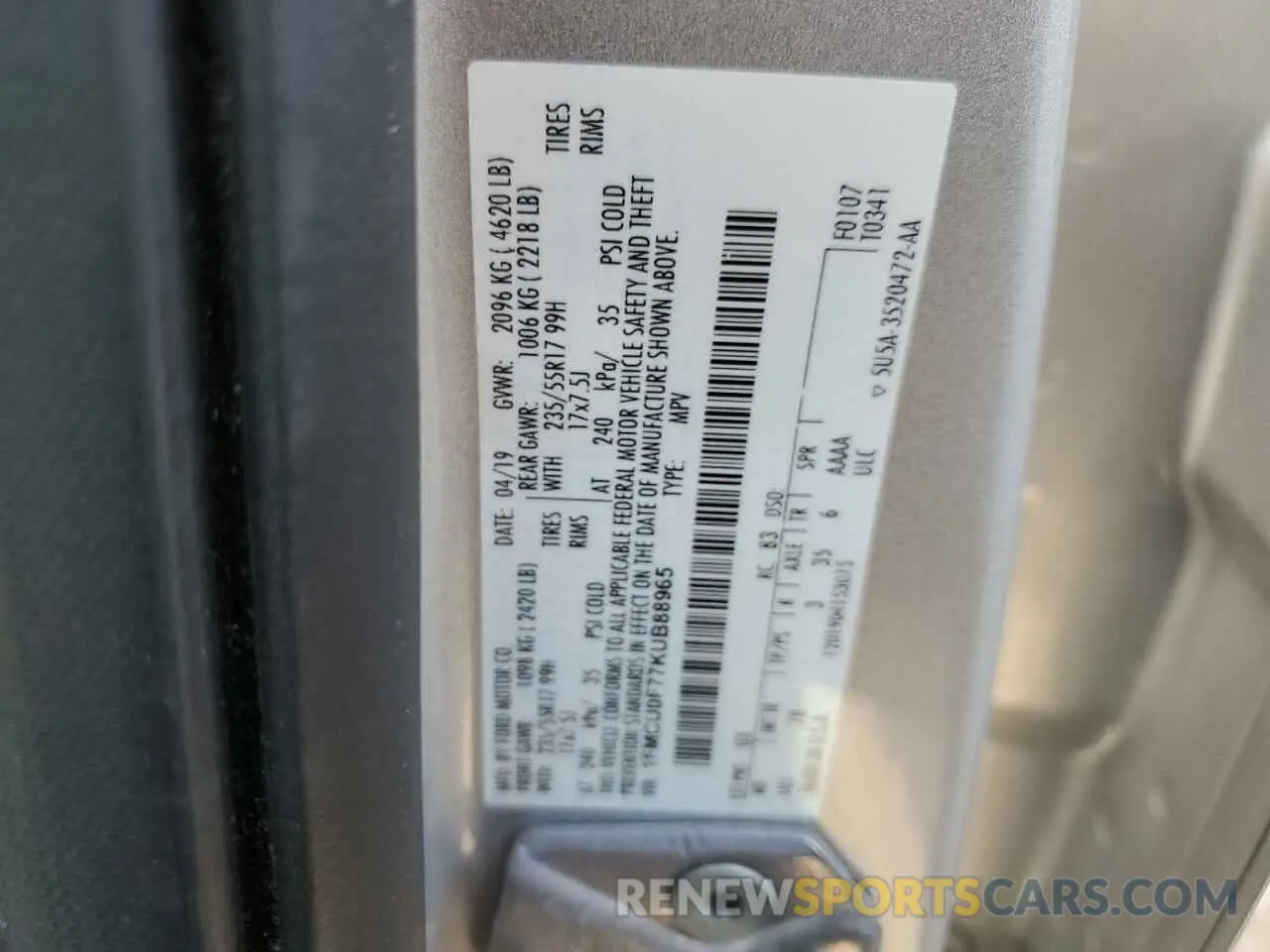 15 Photograph of a damaged car 1FMCU0F77KUB88965 FORD ESCAPE 2019