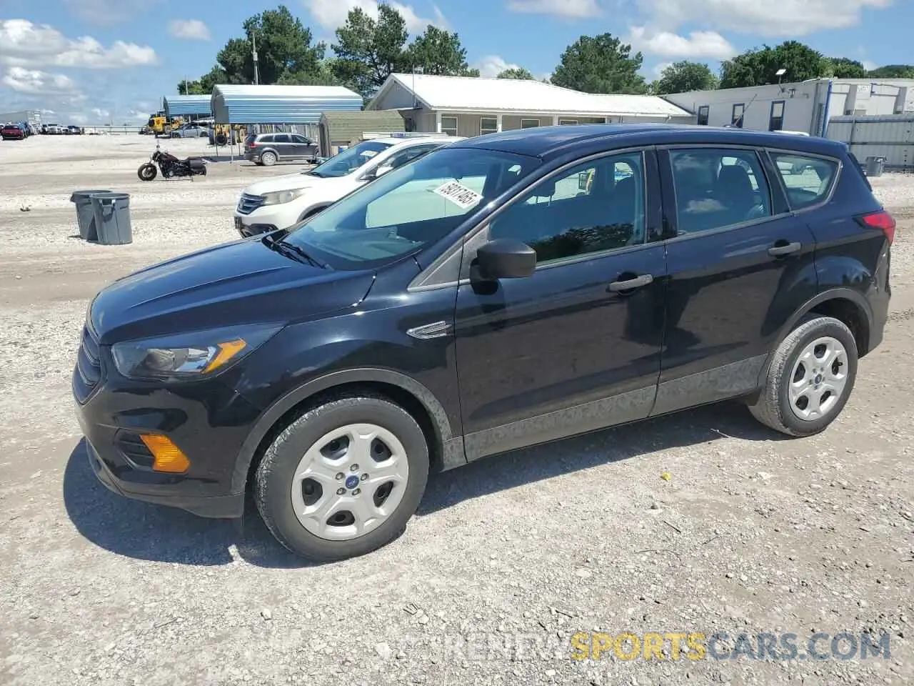 1 Photograph of a damaged car 1FMCU0F77KUC45813 FORD ESCAPE 2019