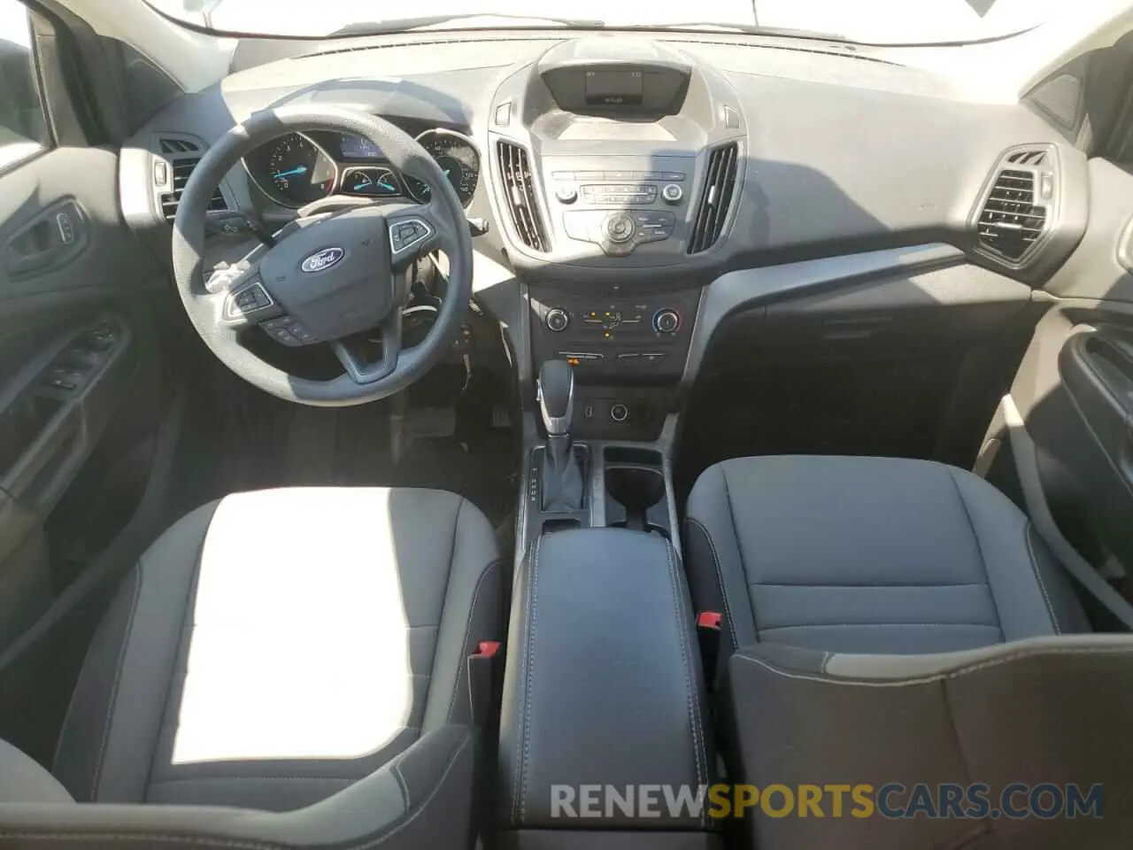 8 Photograph of a damaged car 1FMCU0F77KUC45813 FORD ESCAPE 2019