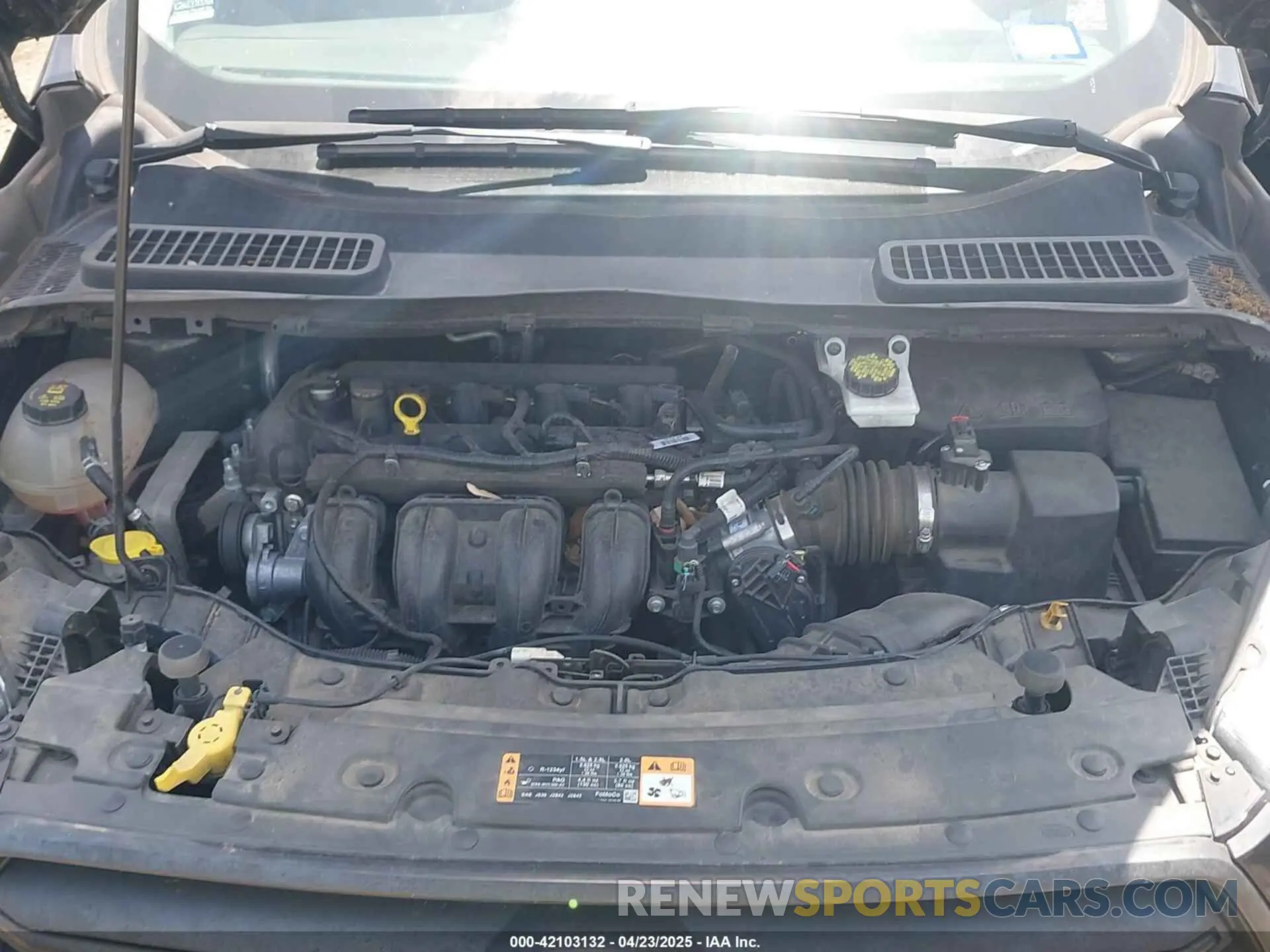 10 Photograph of a damaged car 1FMCU0F78KUA34278 FORD ESCAPE 2019
