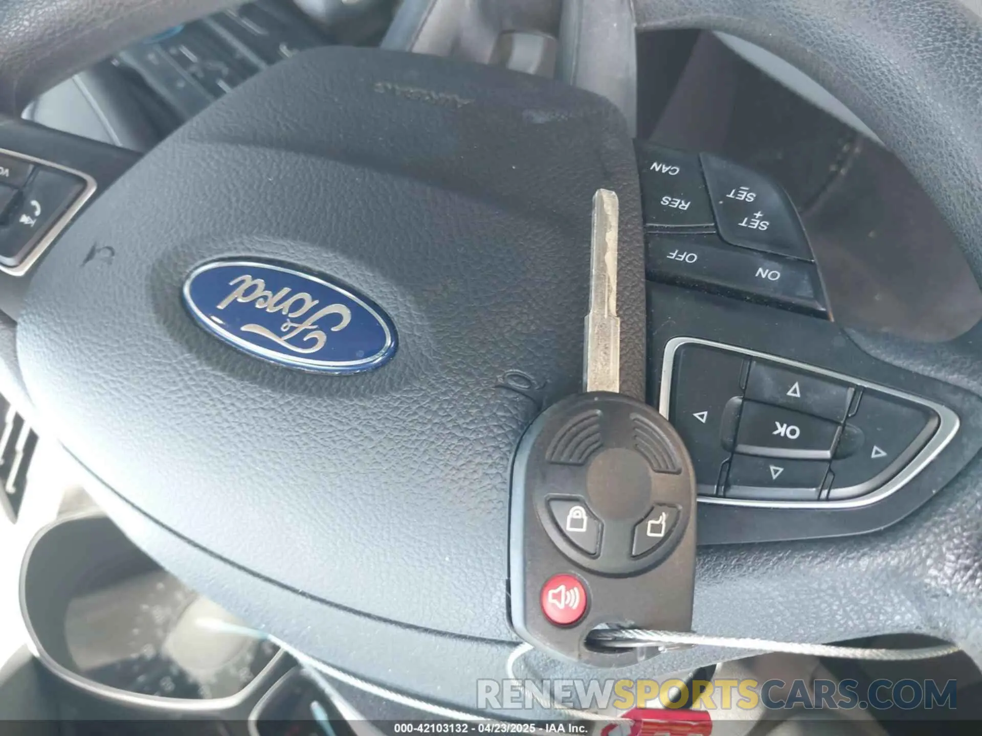 11 Photograph of a damaged car 1FMCU0F78KUA34278 FORD ESCAPE 2019