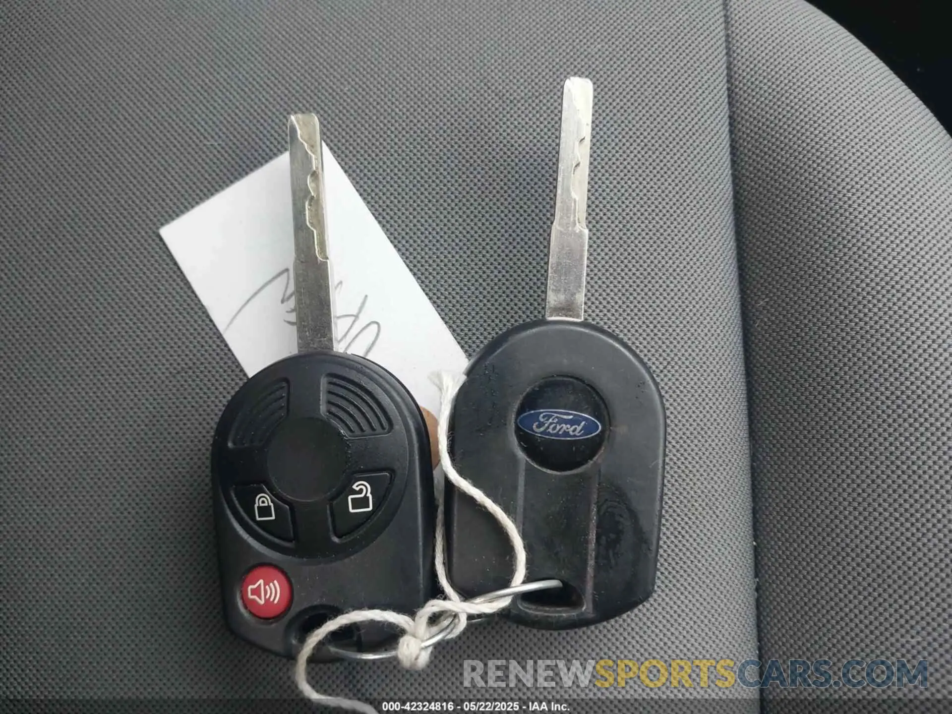 11 Photograph of a damaged car 1FMCU0F78KUA87997 FORD ESCAPE 2019