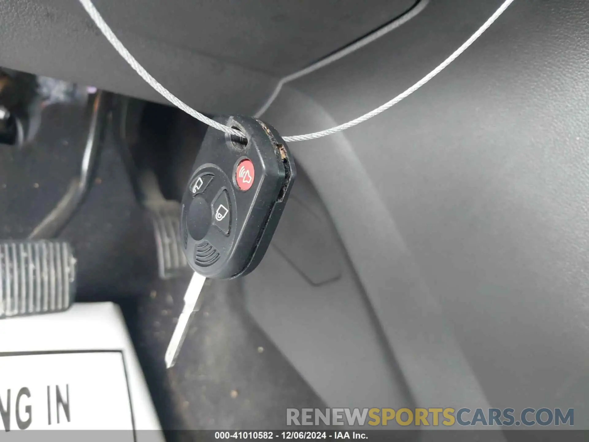 11 Photograph of a damaged car 1FMCU0F78KUA96005 FORD ESCAPE 2019