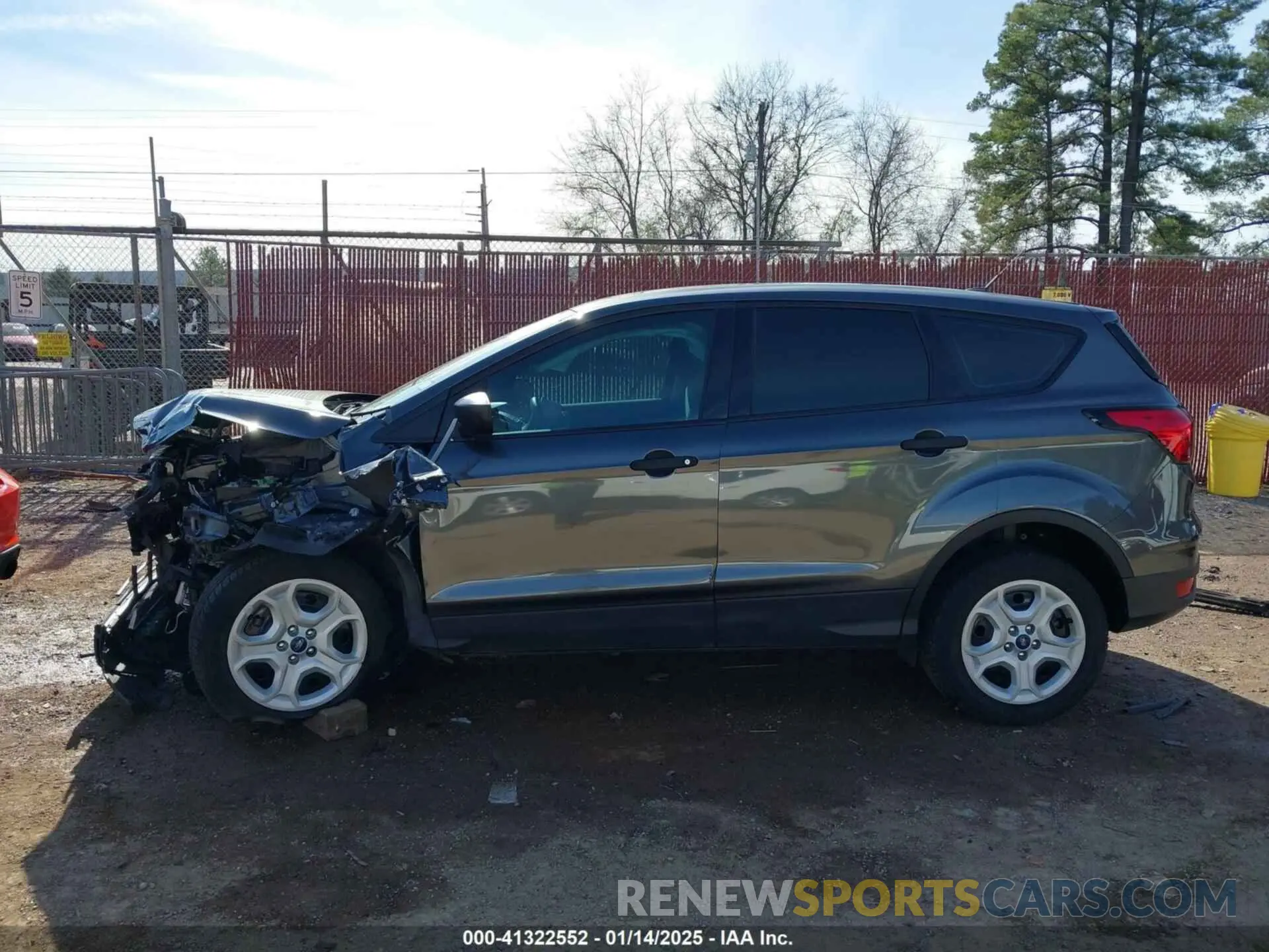 15 Photograph of a damaged car 1FMCU0F78KUB26457 FORD ESCAPE 2019