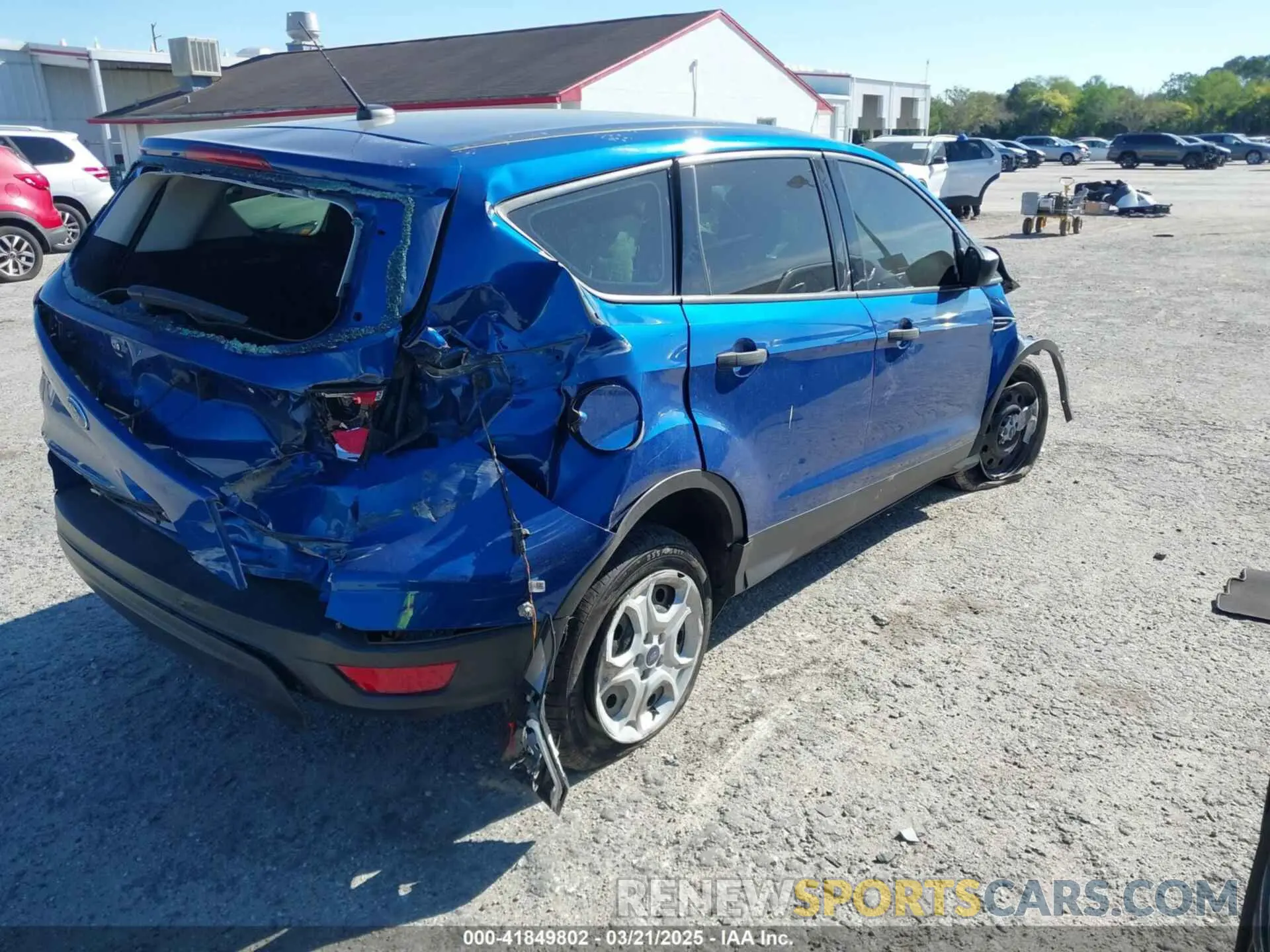 4 Photograph of a damaged car 1FMCU0F79KUA38758 FORD ESCAPE 2019