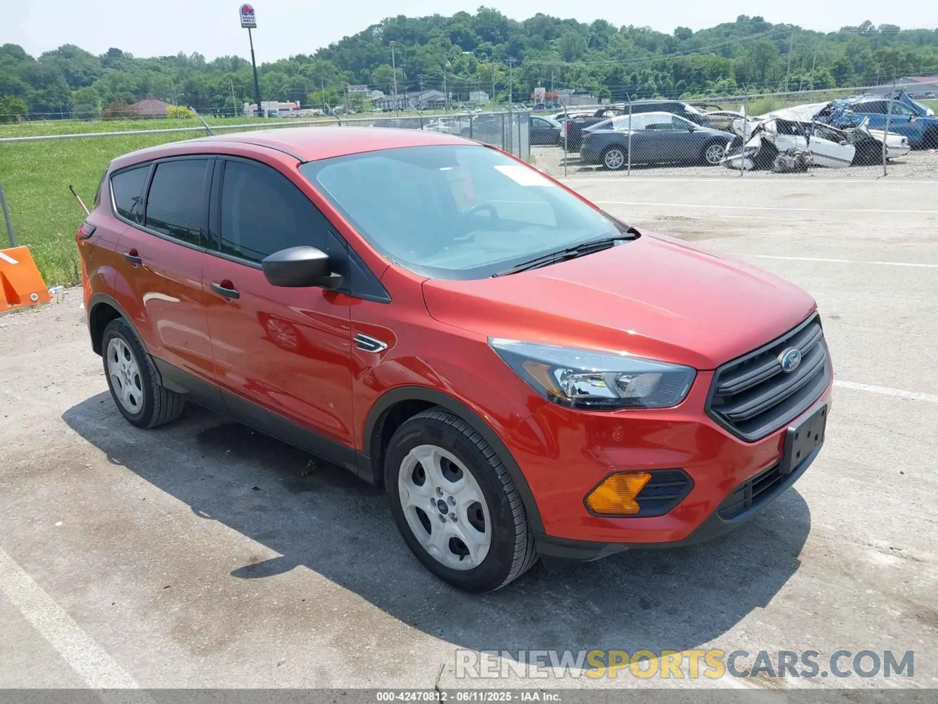 1 Photograph of a damaged car 1FMCU0F79KUA71307 FORD ESCAPE 2019