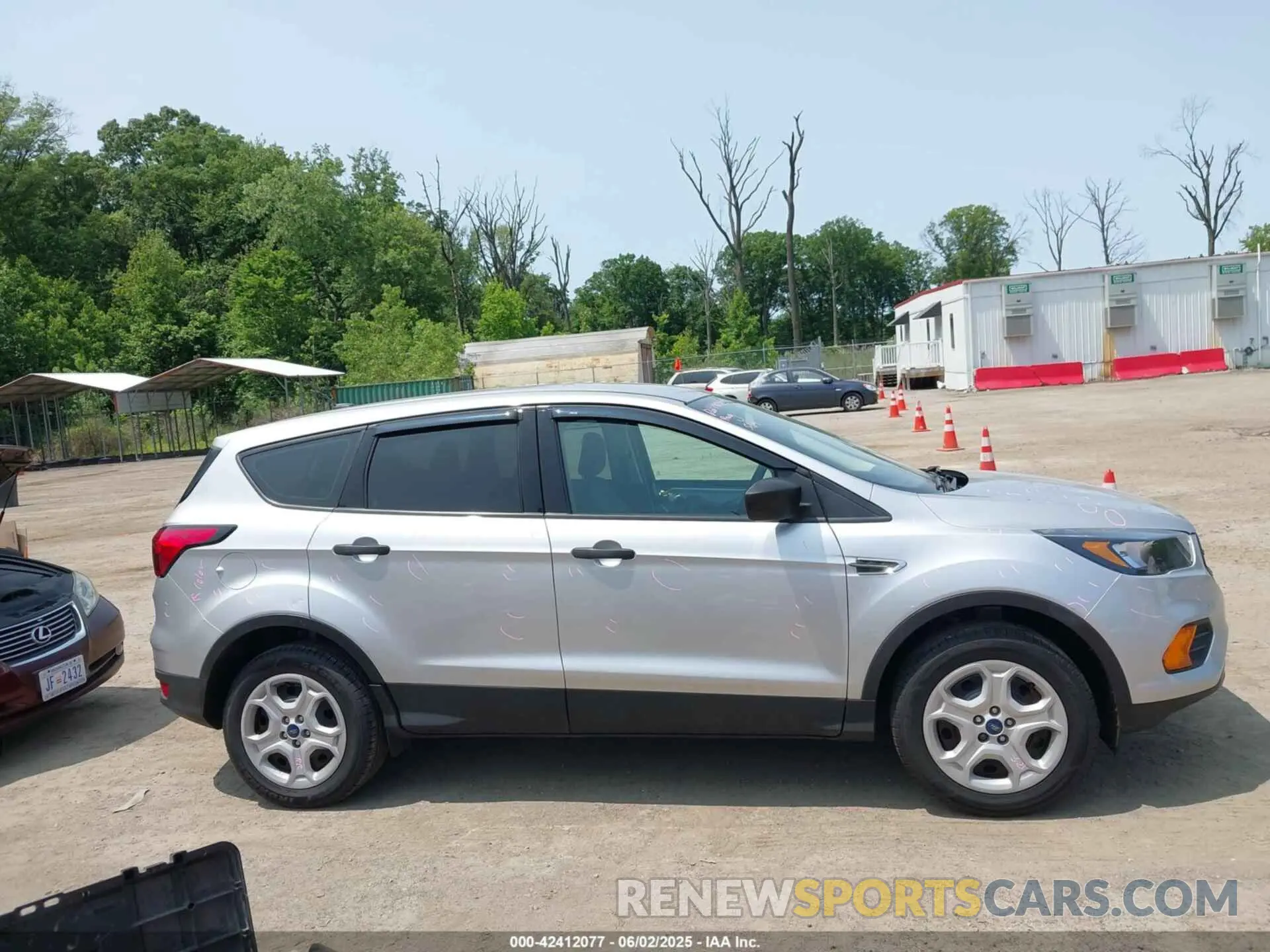 14 Photograph of a damaged car 1FMCU0F7XKUA44780 FORD ESCAPE 2019