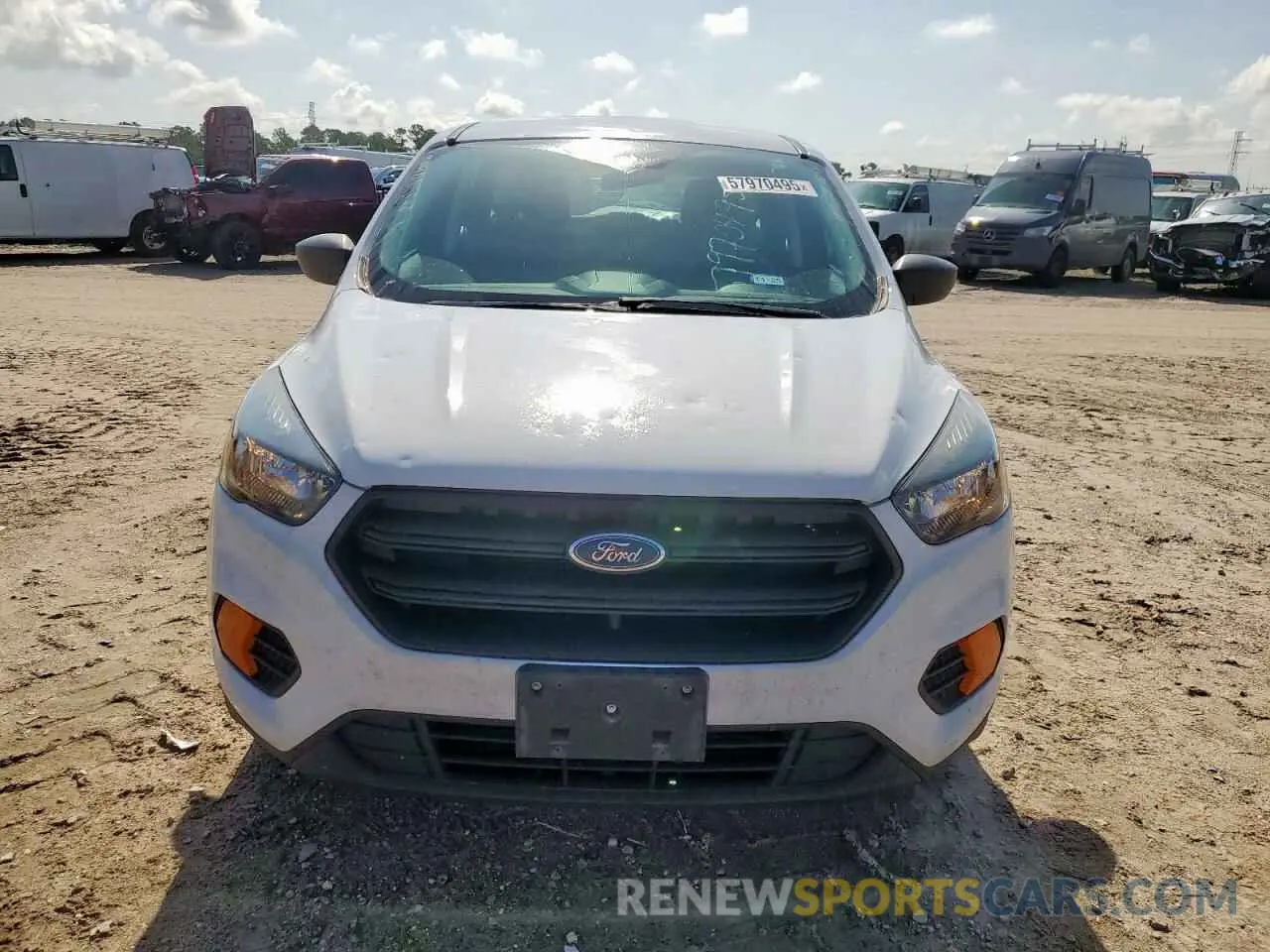 5 Photograph of a damaged car 1FMCU0F7XKUA62549 FORD ESCAPE 2019
