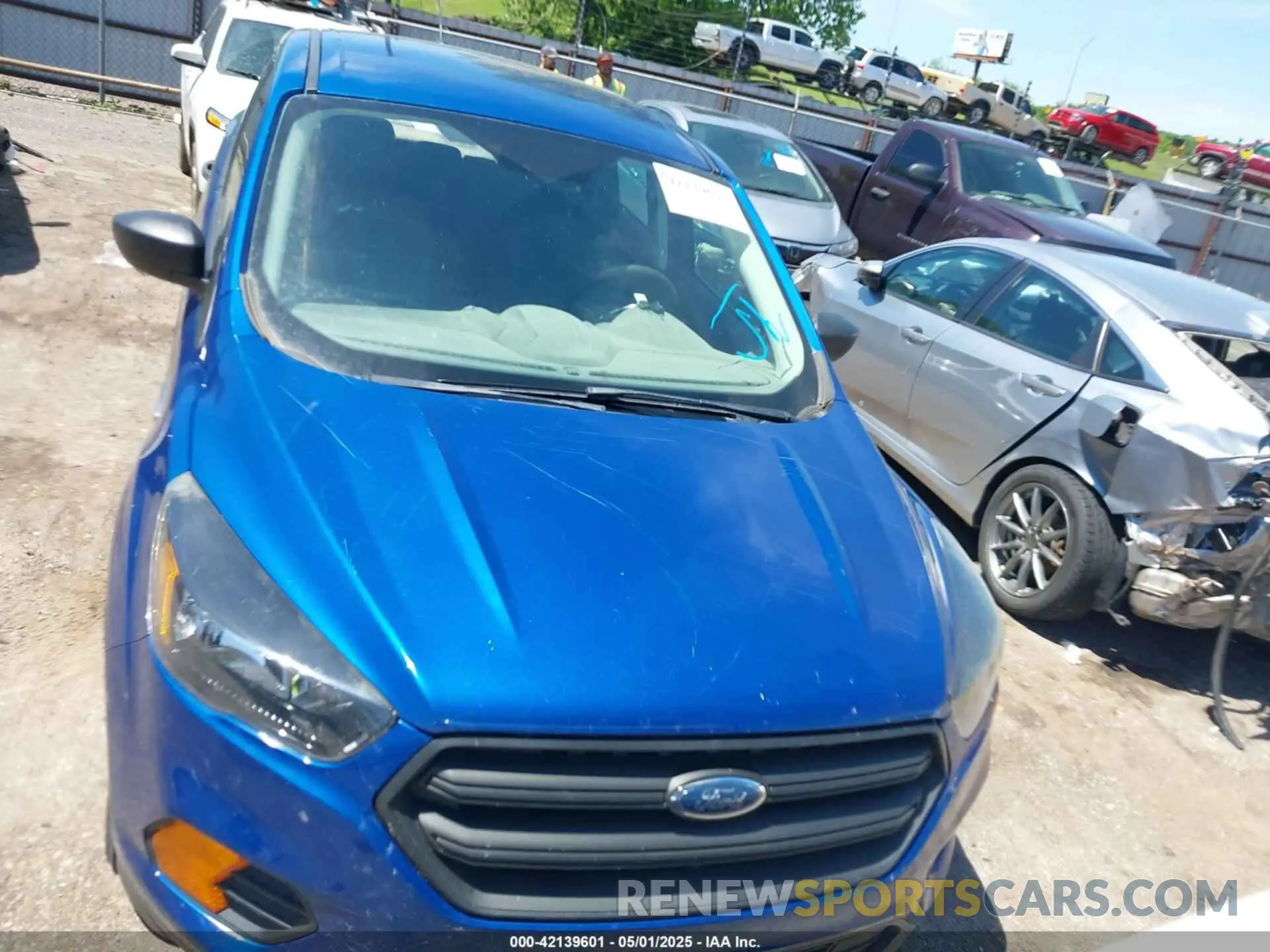 12 Photograph of a damaged car 1FMCU0F7XKUB58066 FORD ESCAPE 2019