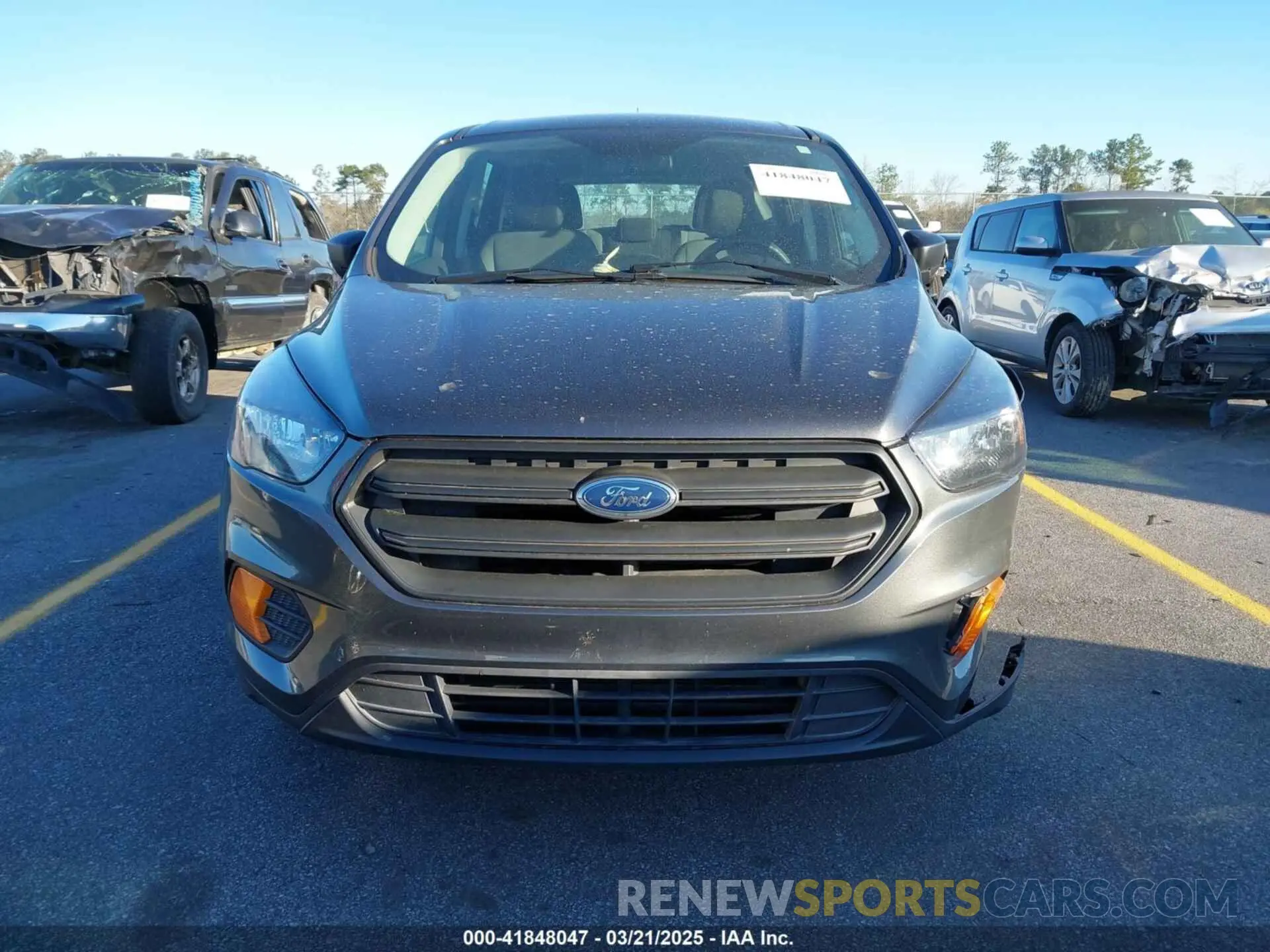 13 Photograph of a damaged car 1FMCU0F7XKUB93769 FORD ESCAPE 2019