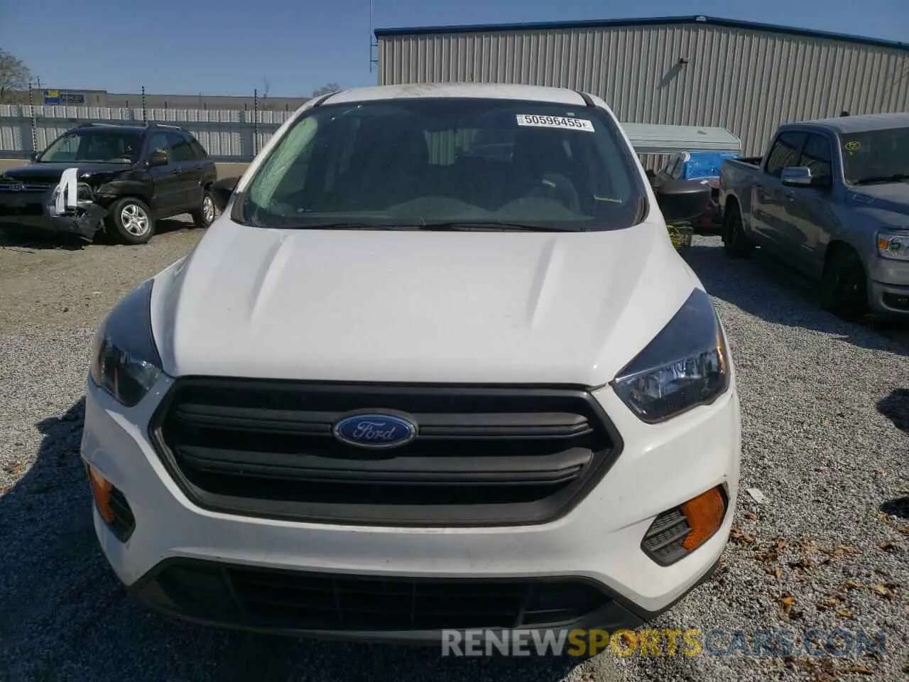 5 Photograph of a damaged car 1FMCU0F7XKUB94243 FORD ESCAPE 2019