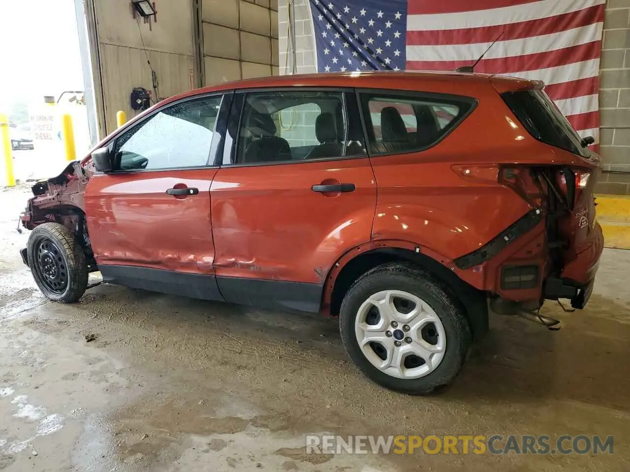 2 Photograph of a damaged car 1FMCU0F7XKUC20100 FORD ESCAPE 2019