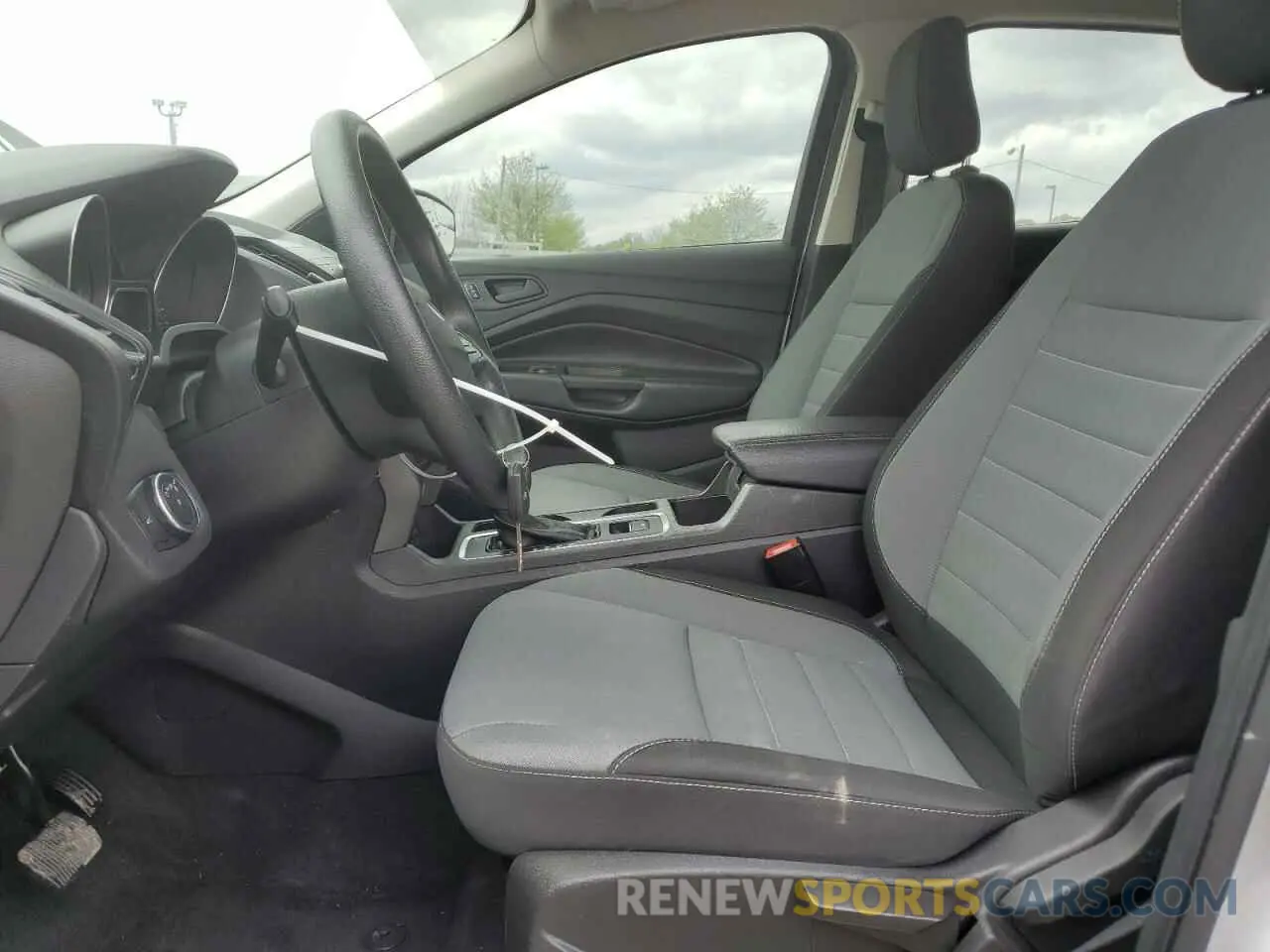7 Photograph of a damaged car 1FMCU0F7XKUC50200 FORD ESCAPE 2019