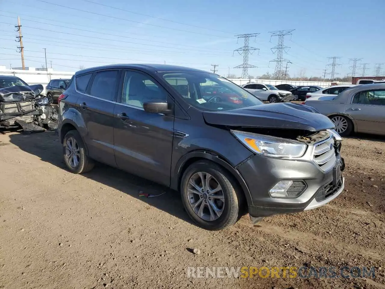 4 Photograph of a damaged car 1FMCU0GD0KUA30813 FORD ESCAPE 2019