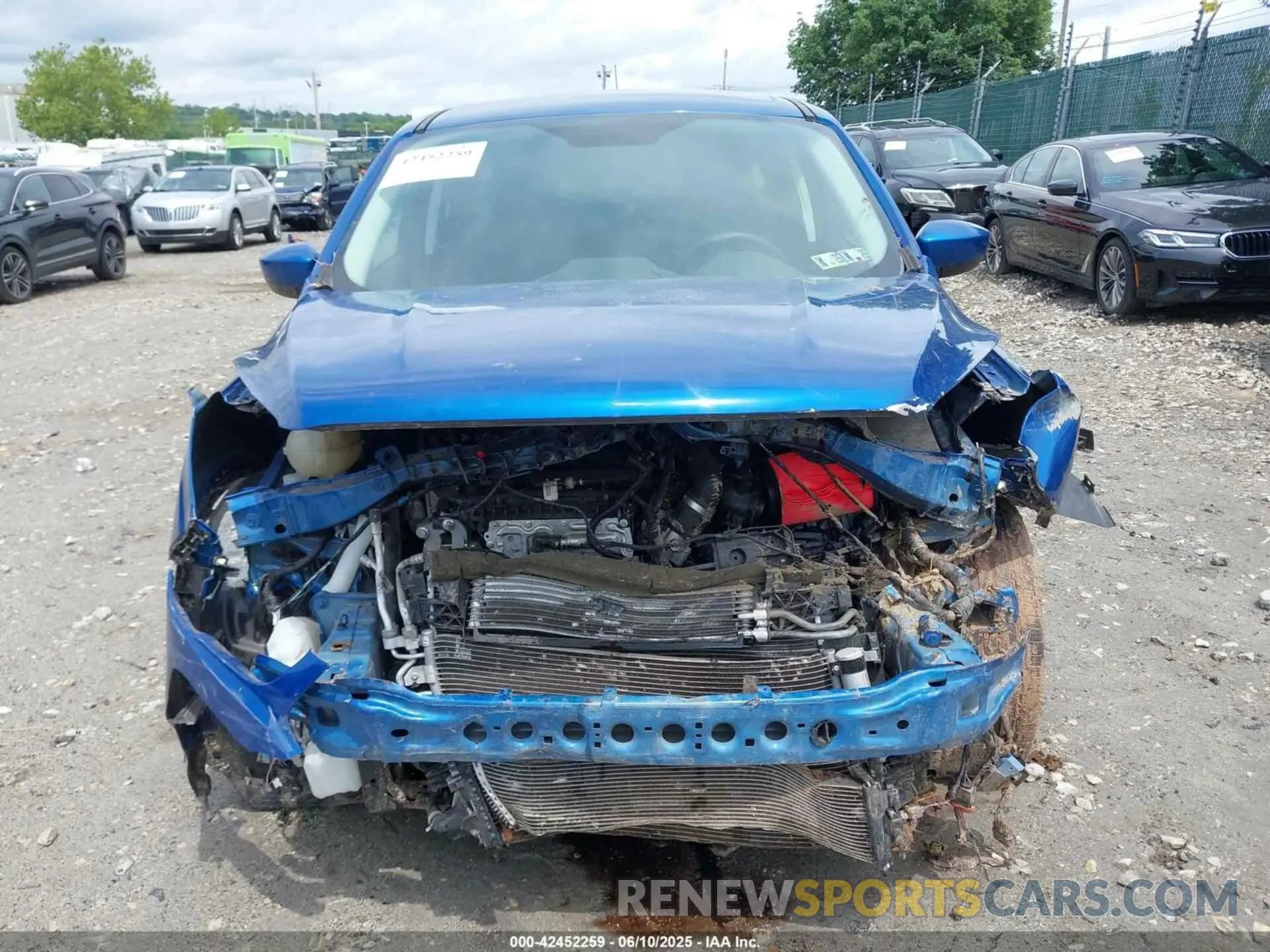 11 Photograph of a damaged car 1FMCU0GD0KUA86525 FORD ESCAPE 2019