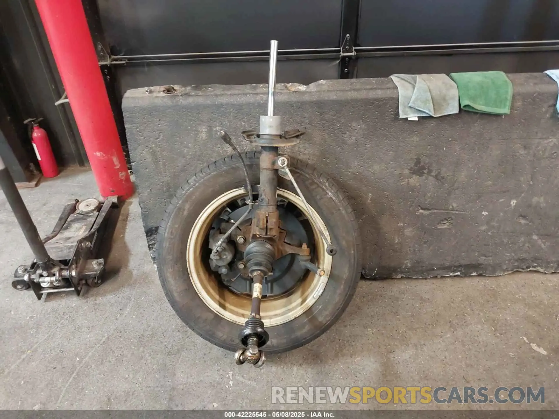 12 Photograph of a damaged car 1FMCU0GD0KUB42219 FORD ESCAPE 2019