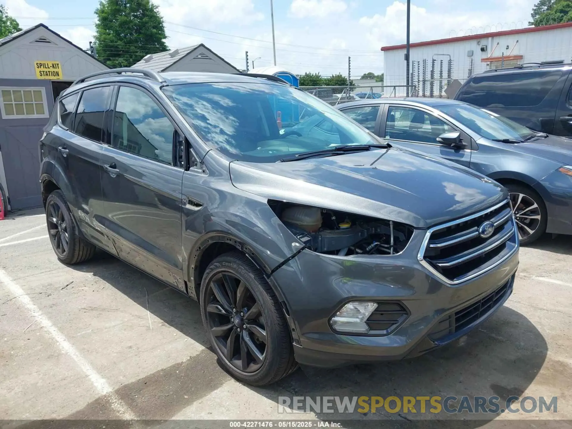 13 Photograph of a damaged car 1FMCU0GD0KUB74569 FORD ESCAPE 2019